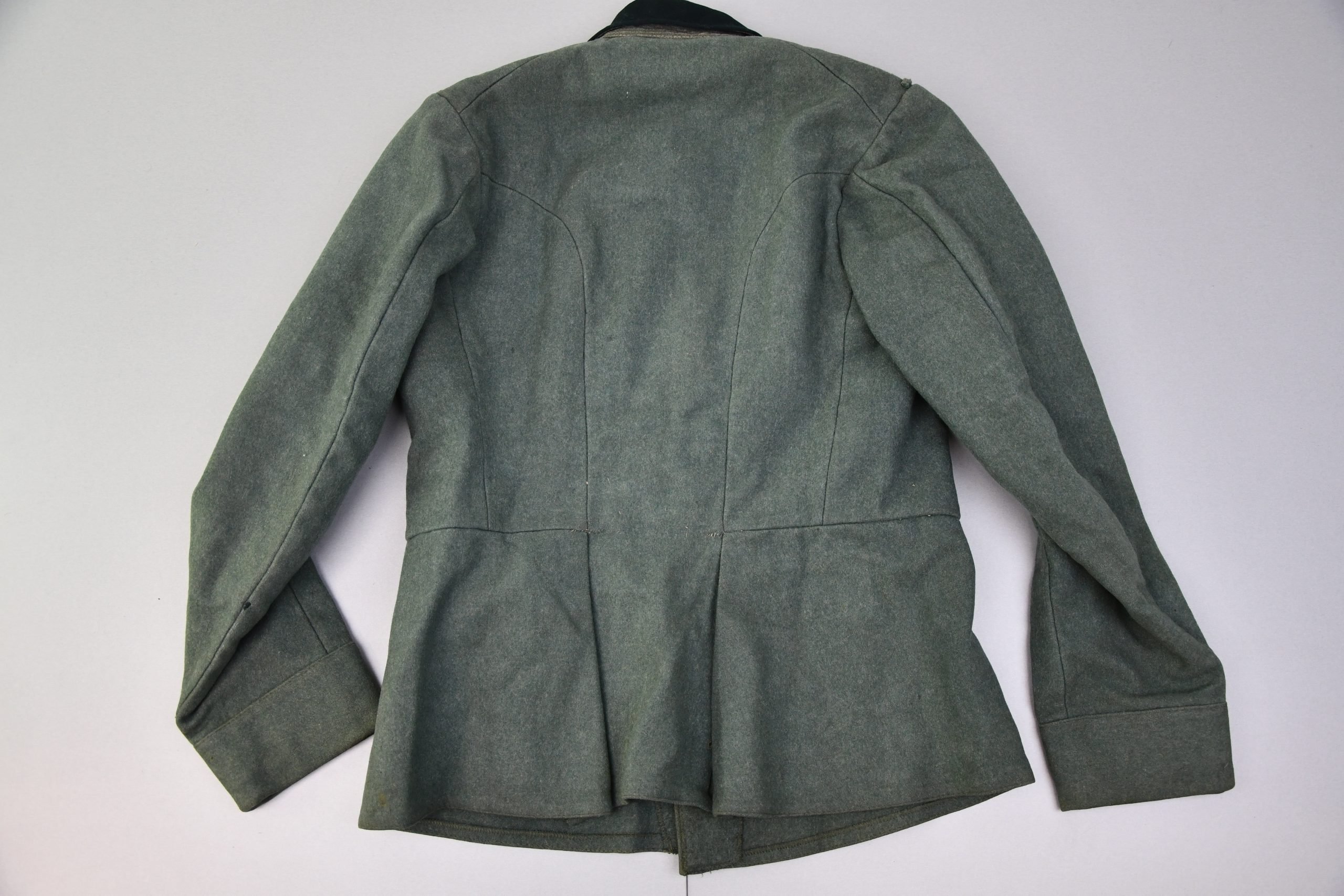 Army (Heer) enlisted men Feldbluse converted from Dutch army — image 7