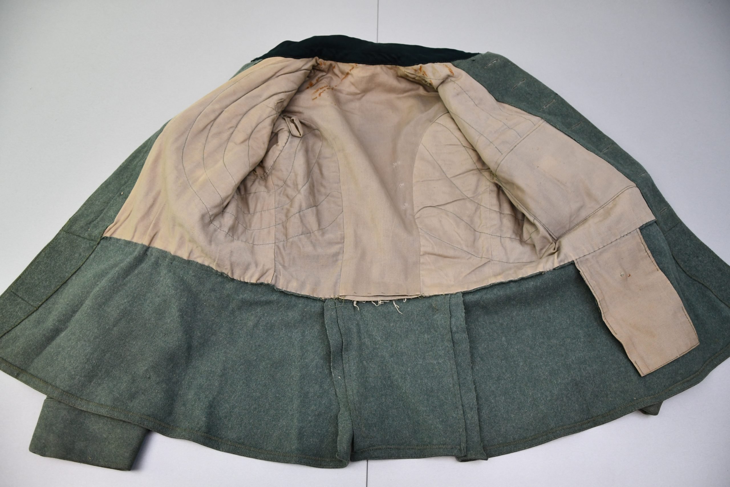 Army (Heer) enlisted men Feldbluse converted from Dutch army — image 9