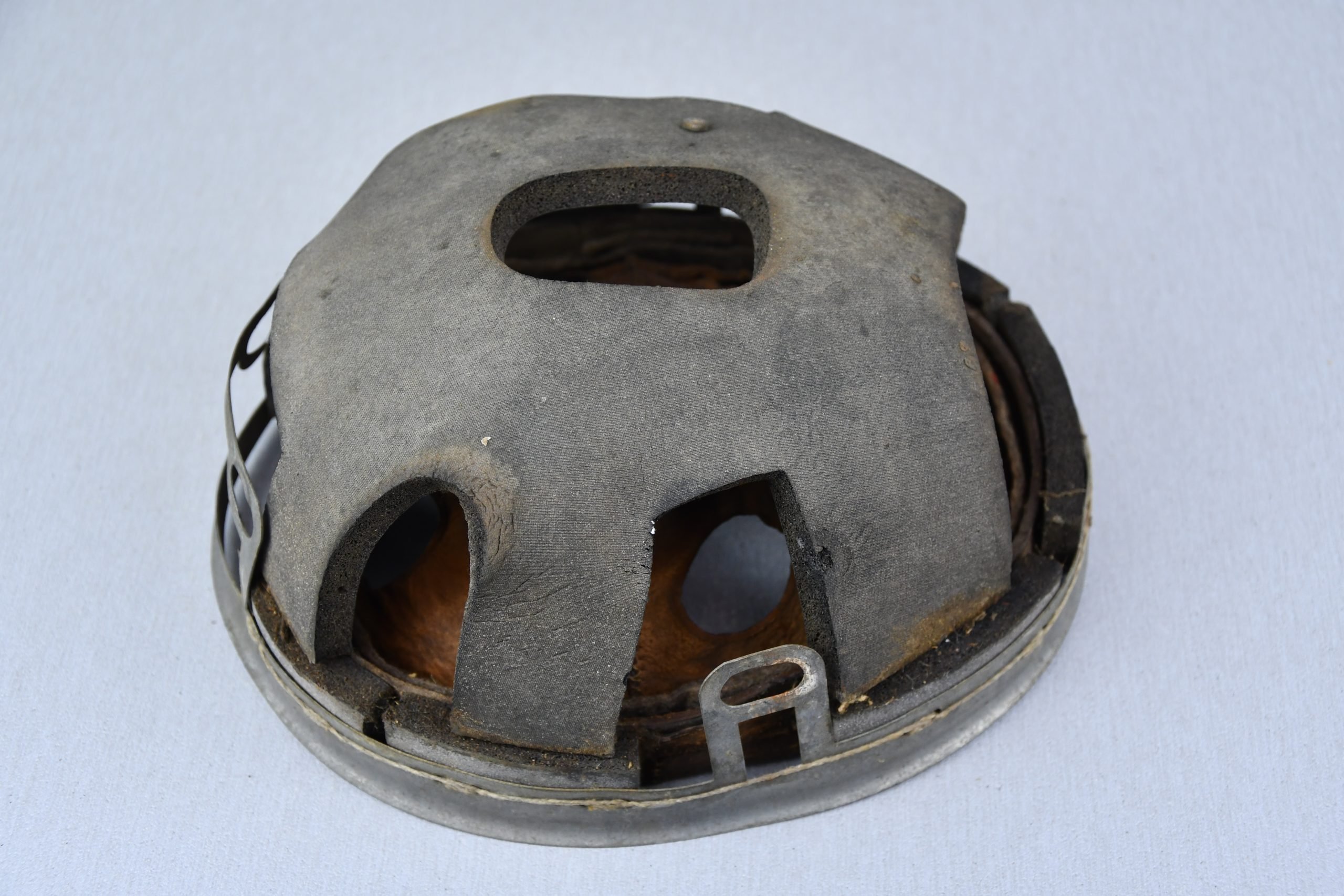RARE M38 paratrooper 'Fallschirmjäger' helmet liner size 68 — image 13