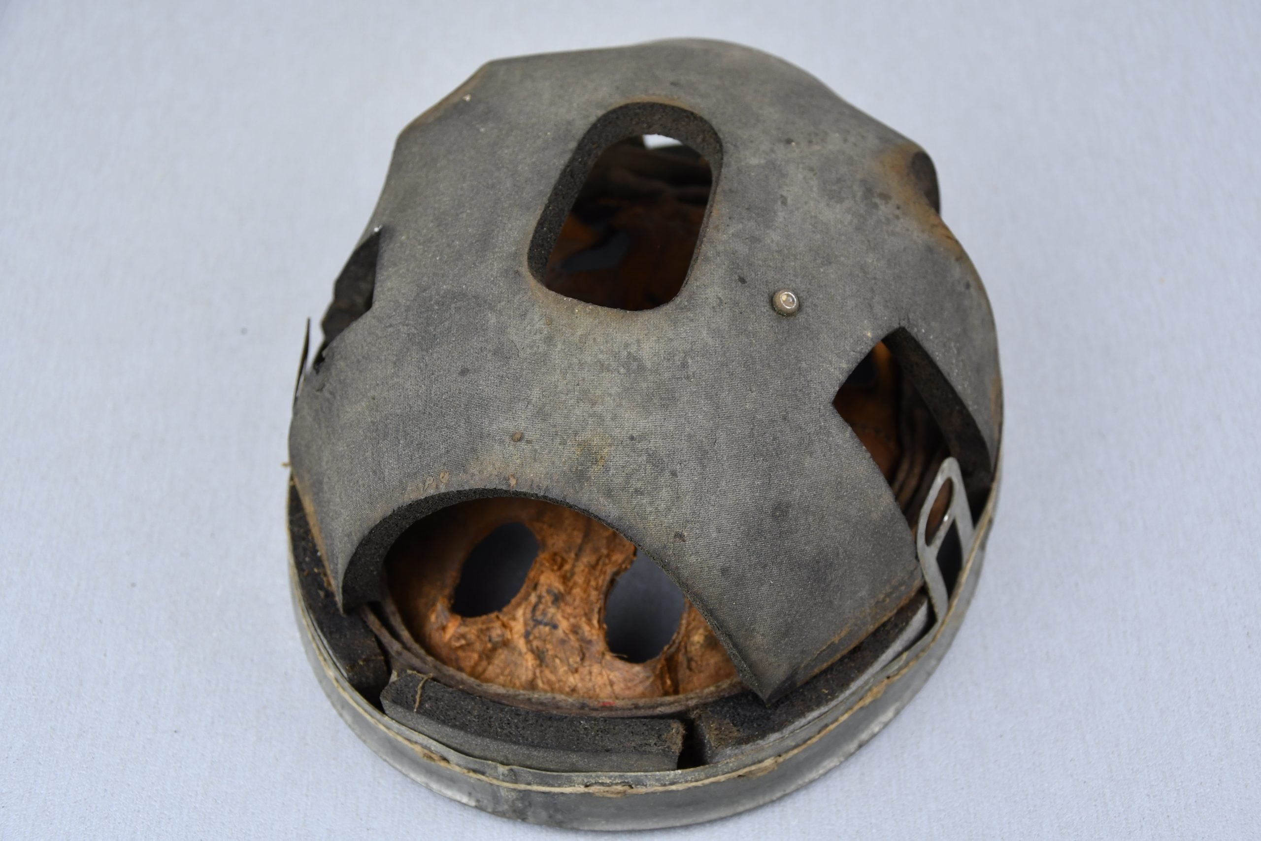 RARE M38 paratrooper 'Fallschirmjäger' helmet liner size 68 — image 14