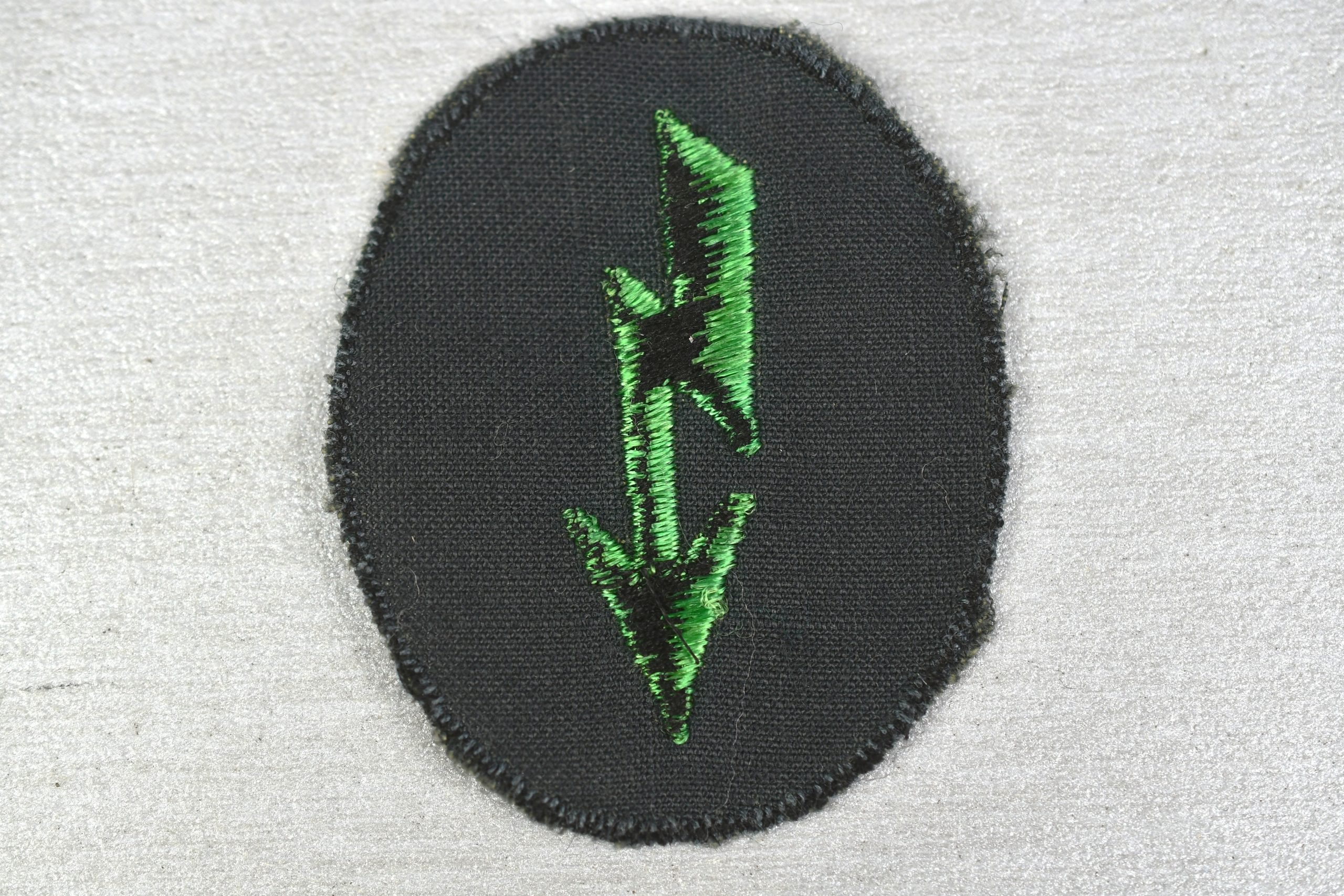 Army (Heer) Gebirgsjäger signal sleeve 'Blitz' in canvas — image 2