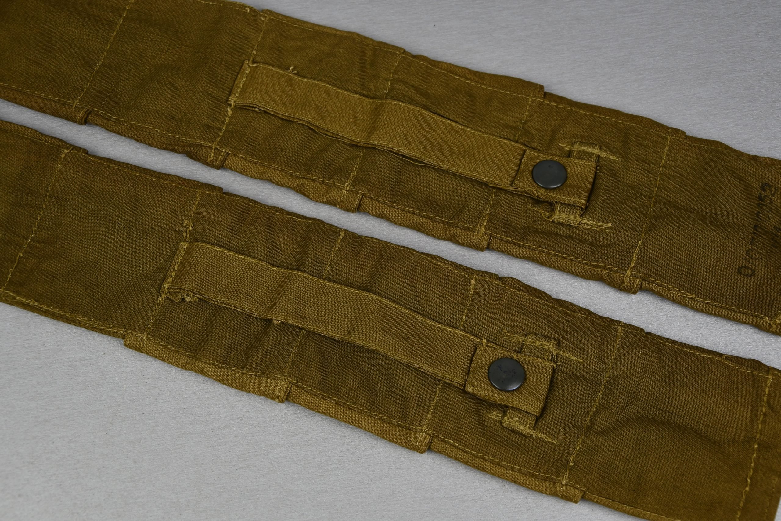 Fallschirmjäger K98 ammunition bandoleer in tan color with RBNr. 1944 — image 4