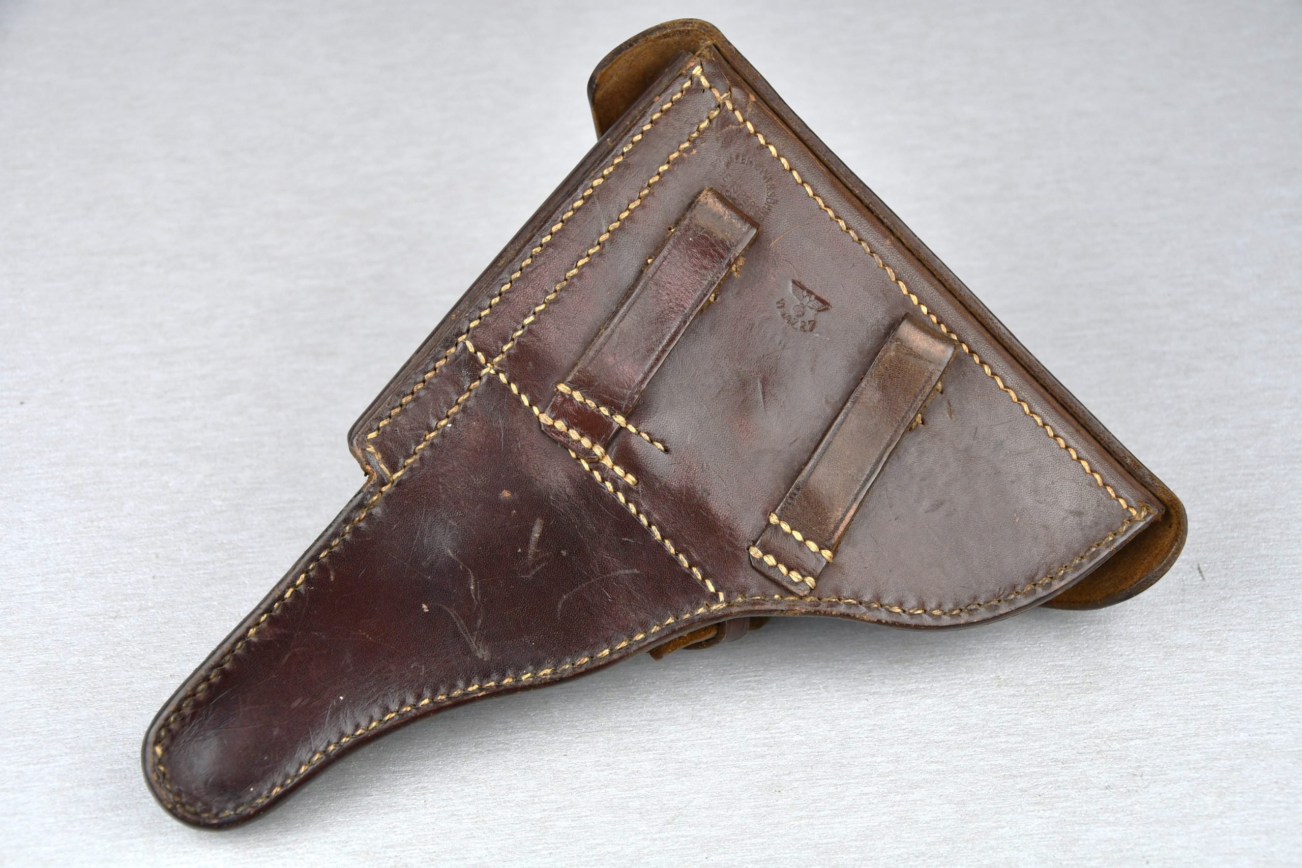 Wehrmacht brown leather P.08 'Luger' hard shell pistol holster by Fr. Offermann & Söhne 1940 — image 5