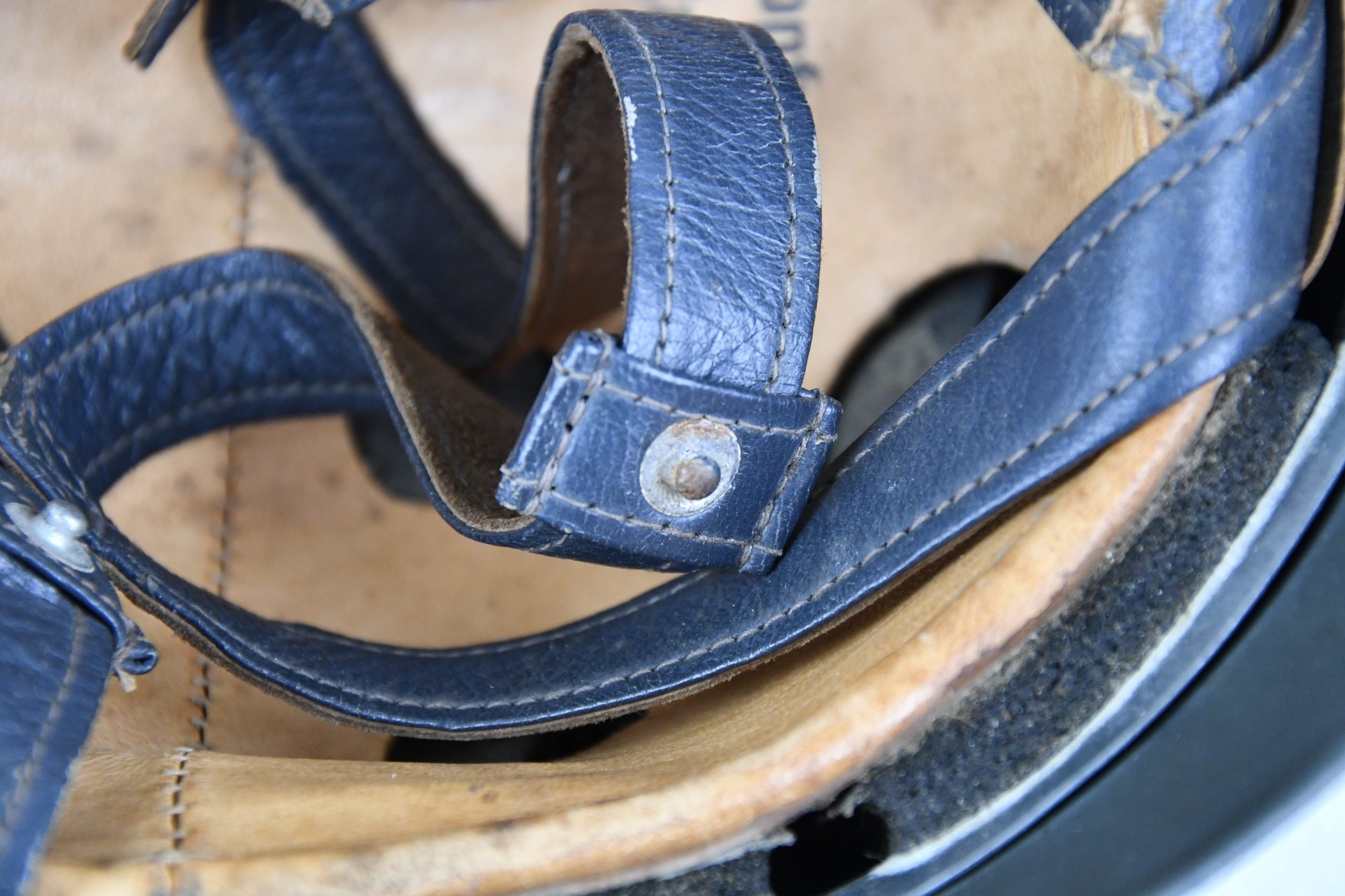 M38 Luftwaffe single decal paratrooper 'Fallschirmjäger' helmet ET66 — image 14