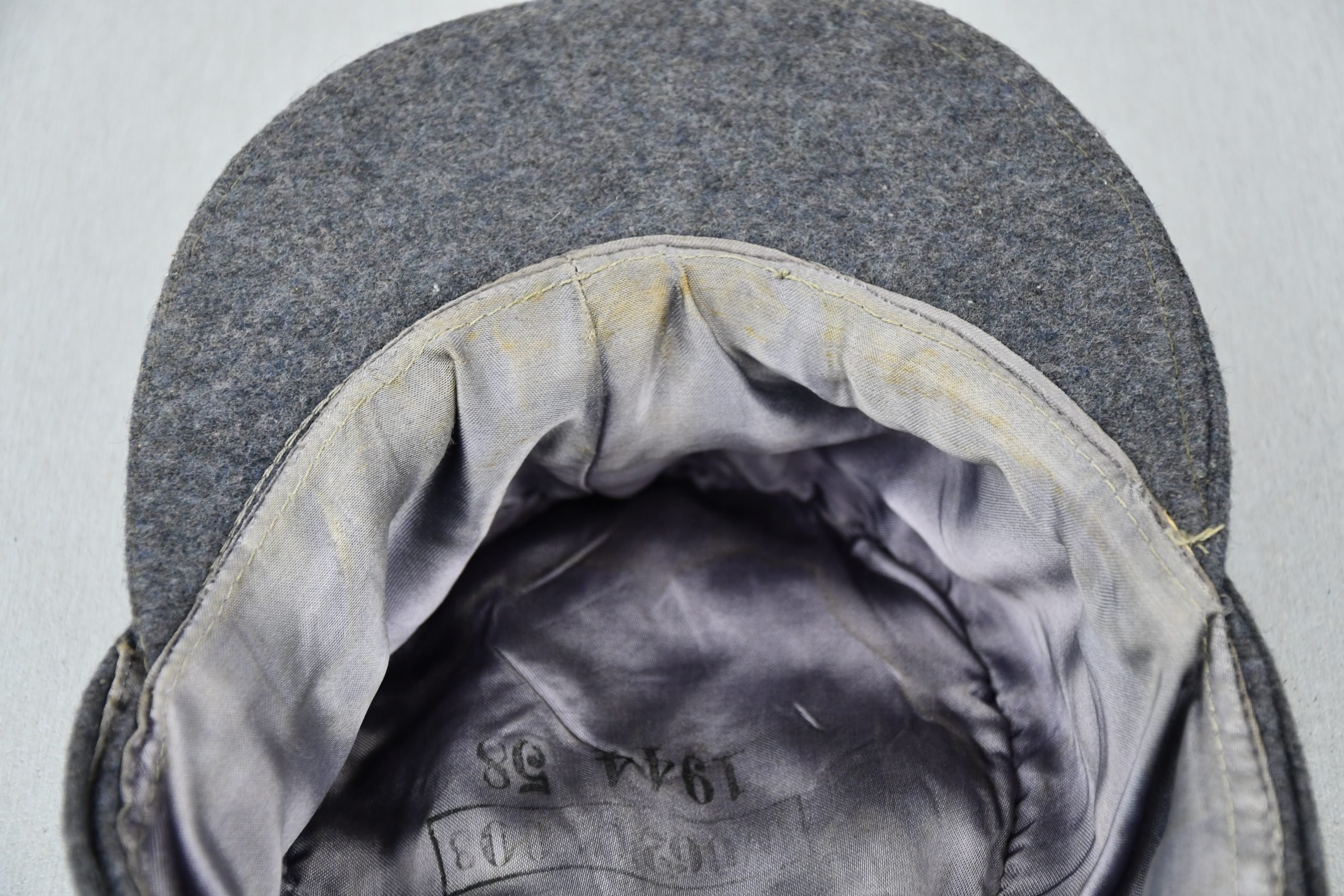 M43 Luftwaffe field cap 'Einheitsfeldmütze' with RBNr. 1944 — image 12