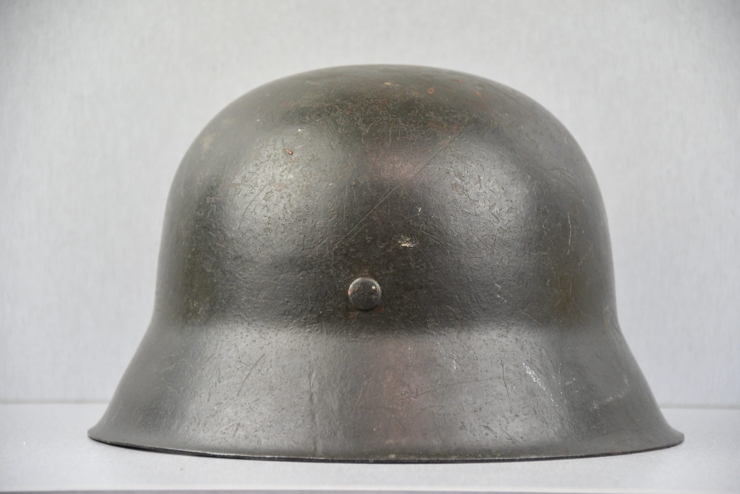 M42 army (Heer) single decal steel helmet EF64 — image 2