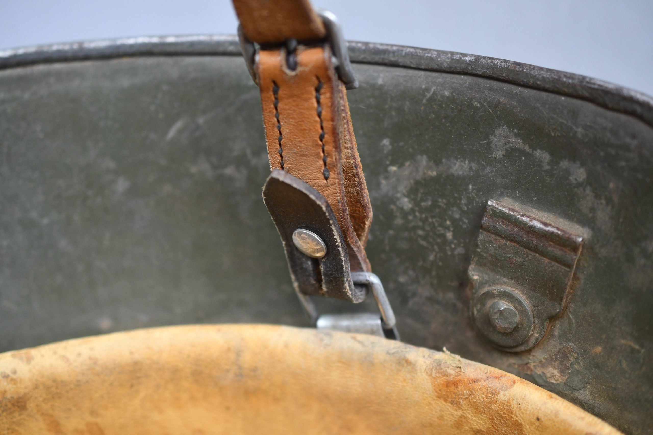 M17 army (Heer) transitional double decal steel helmet — image 10