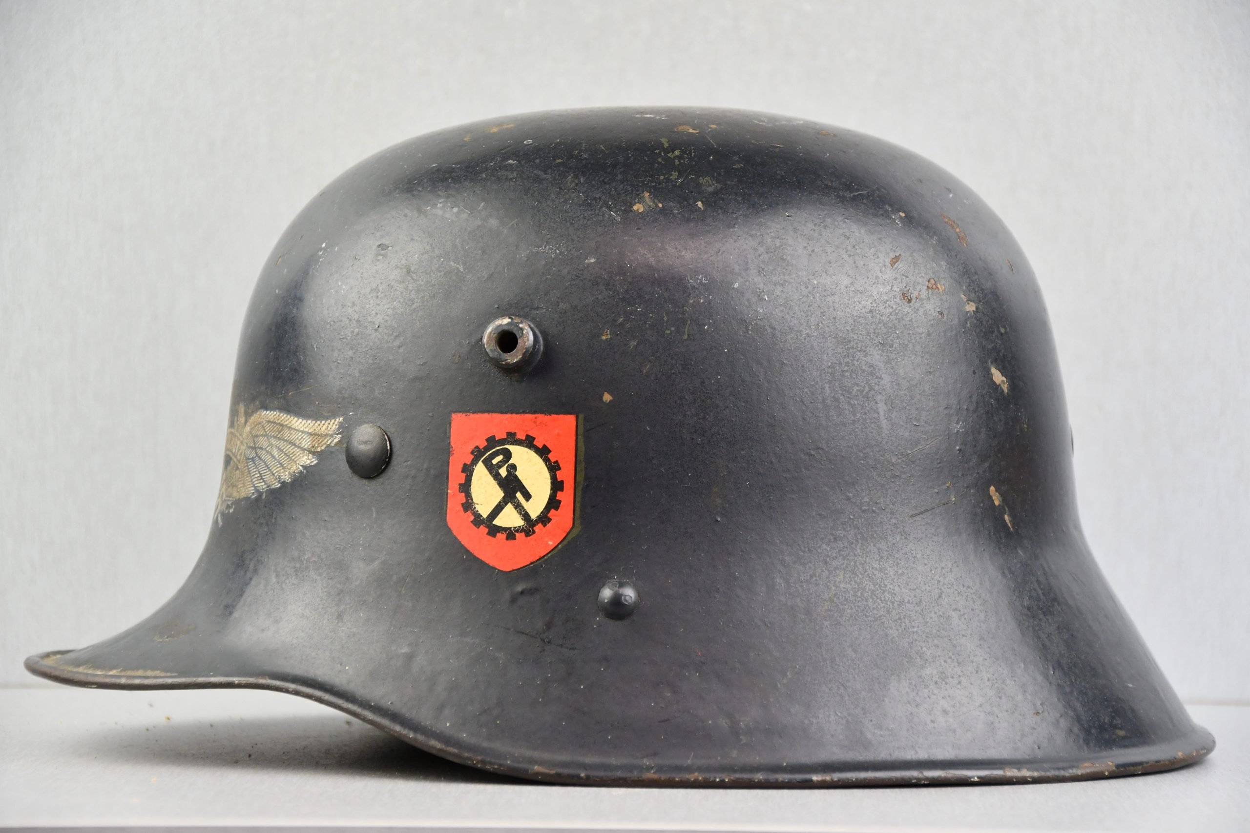 RARE M17 Reissued 'Polte Ammunition Factory' Luftschutz Steel Helmet — image 2
