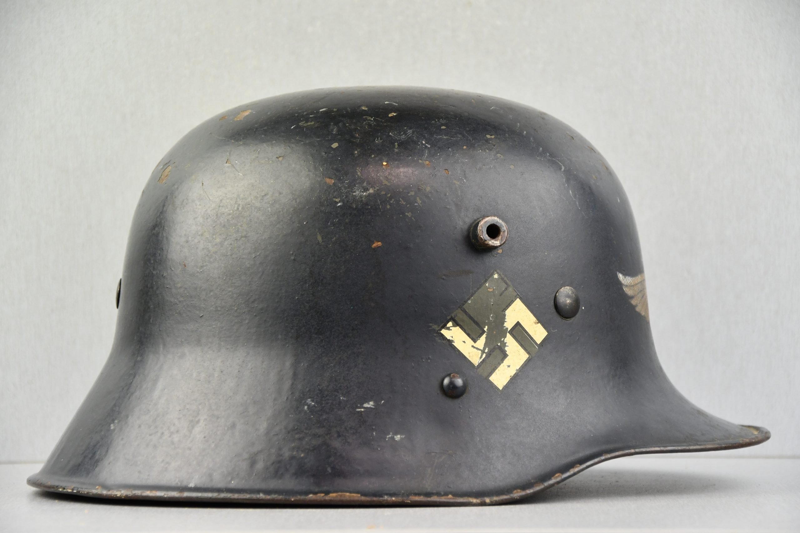 RARE M17 Reissued 'Polte Ammunition Factory' Luftschutz Steel Helmet — image 4