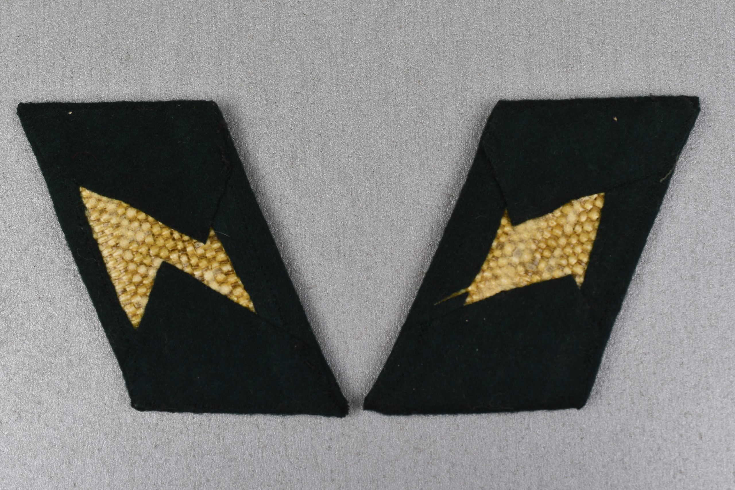 Army (Heer) Panzer officer collar tabs — image 2