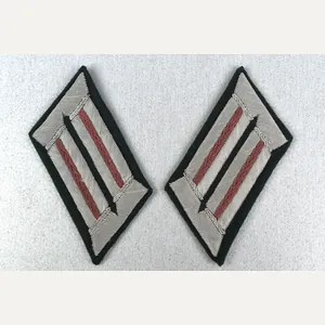 Army (Heer) Panzer officer collar tabs