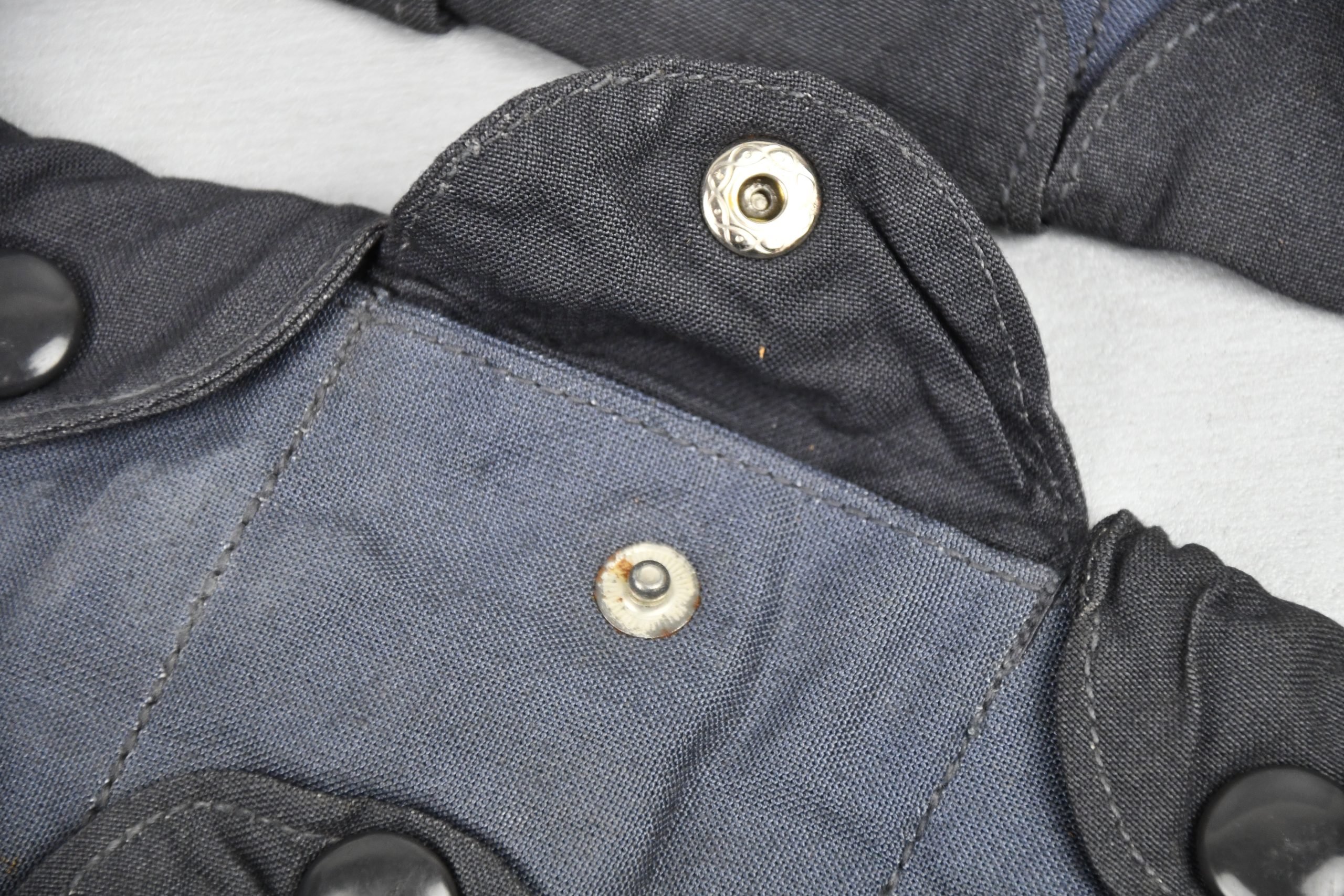 Fallschirmjäger K98 ammunition bandoleer in shades of blue color — image 9