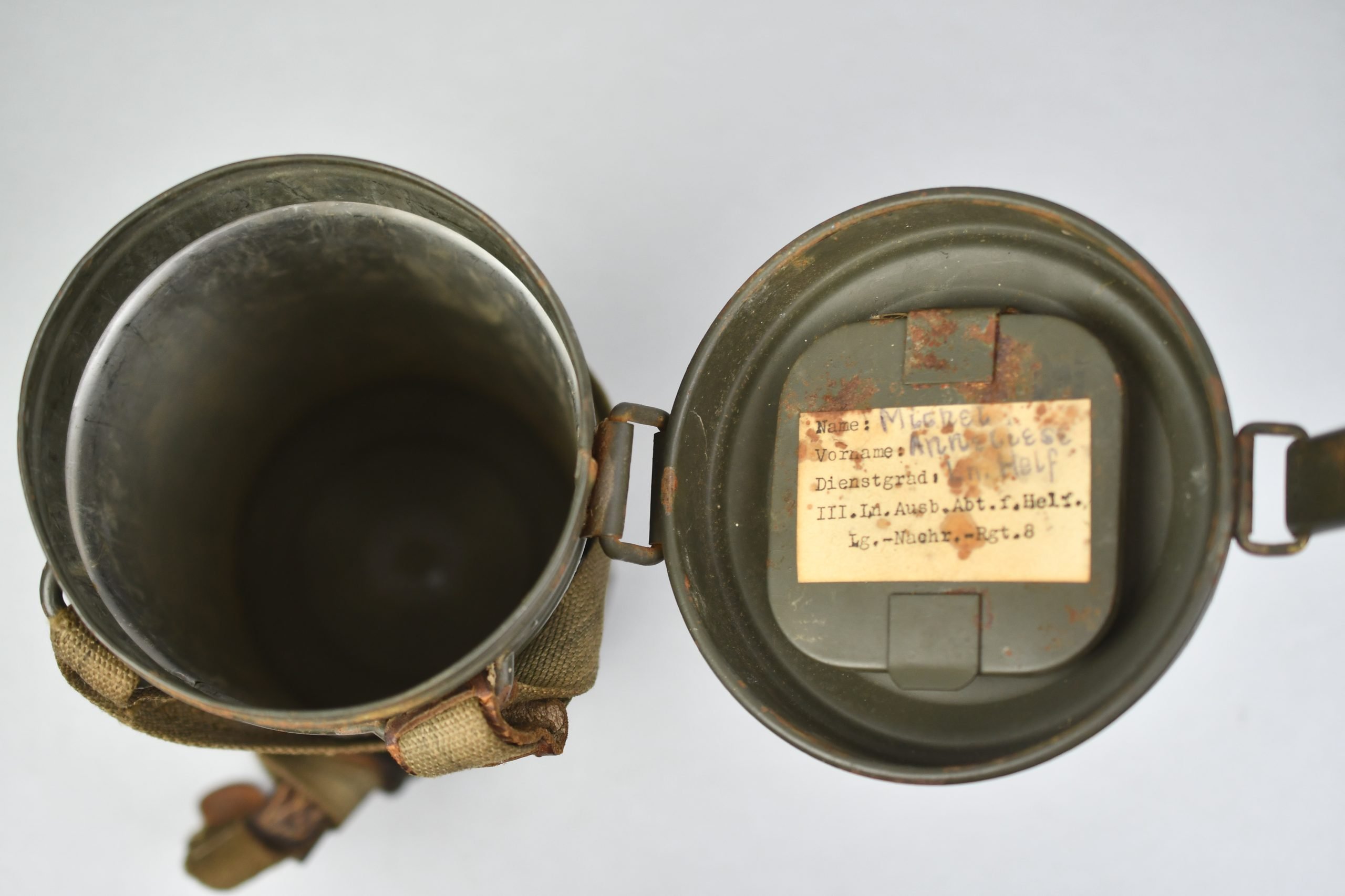 Complete M31 gas mask with canister from female Luftwaffe Helferin Michel Anneliese — image 20