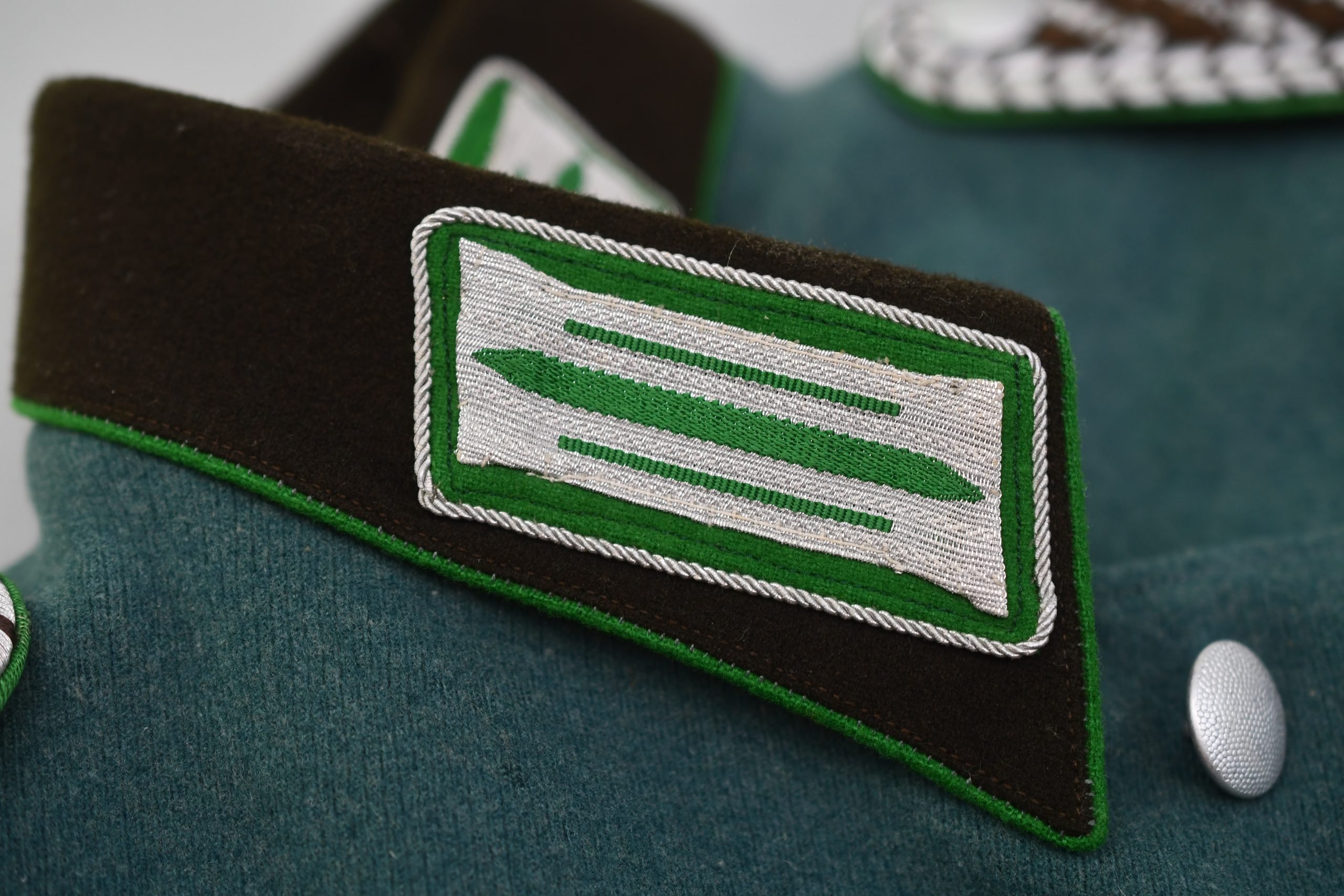 German police 'Schutzpolizei' service tunic with factory tag 1940 — image 11