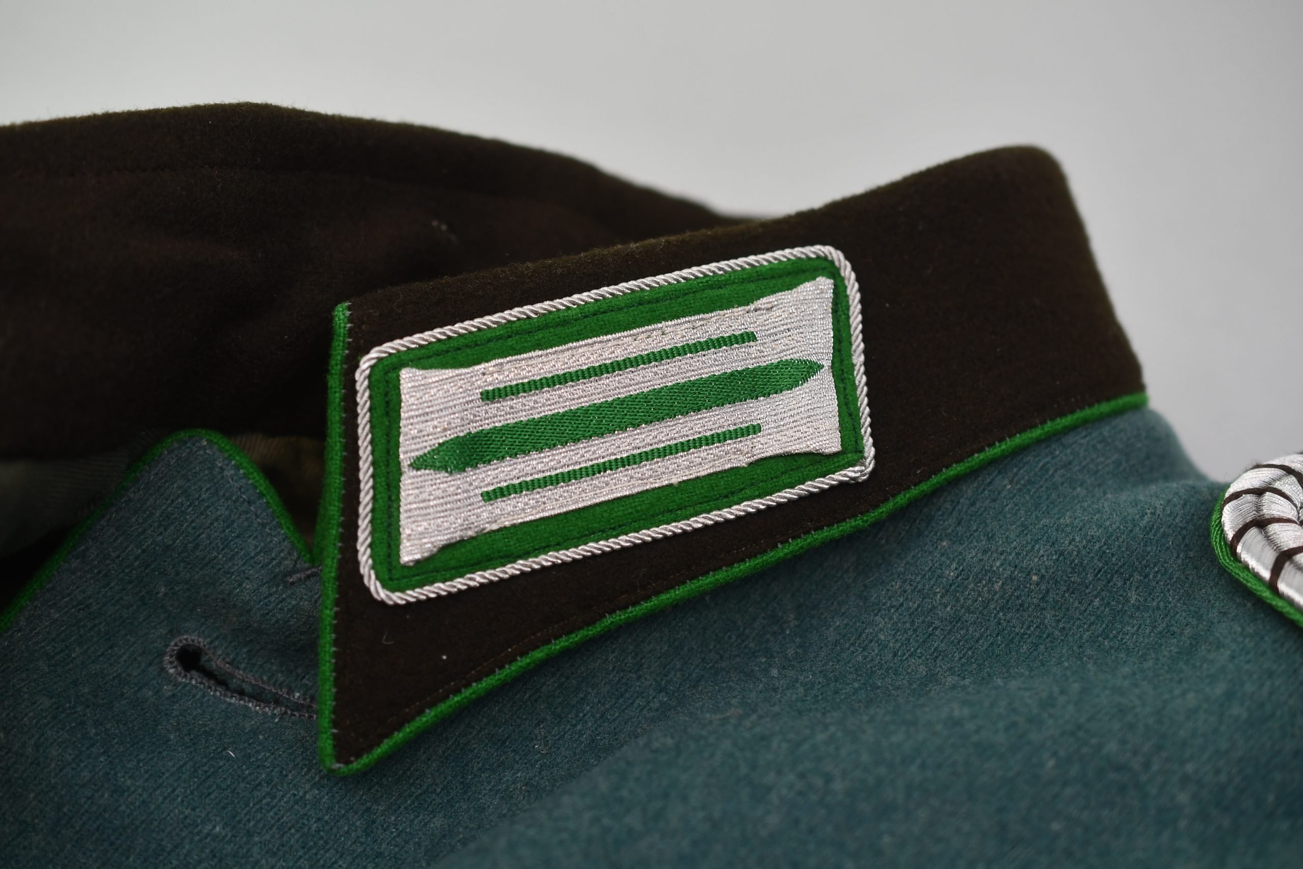 German police 'Schutzpolizei' service tunic with factory tag 1940 — image 12