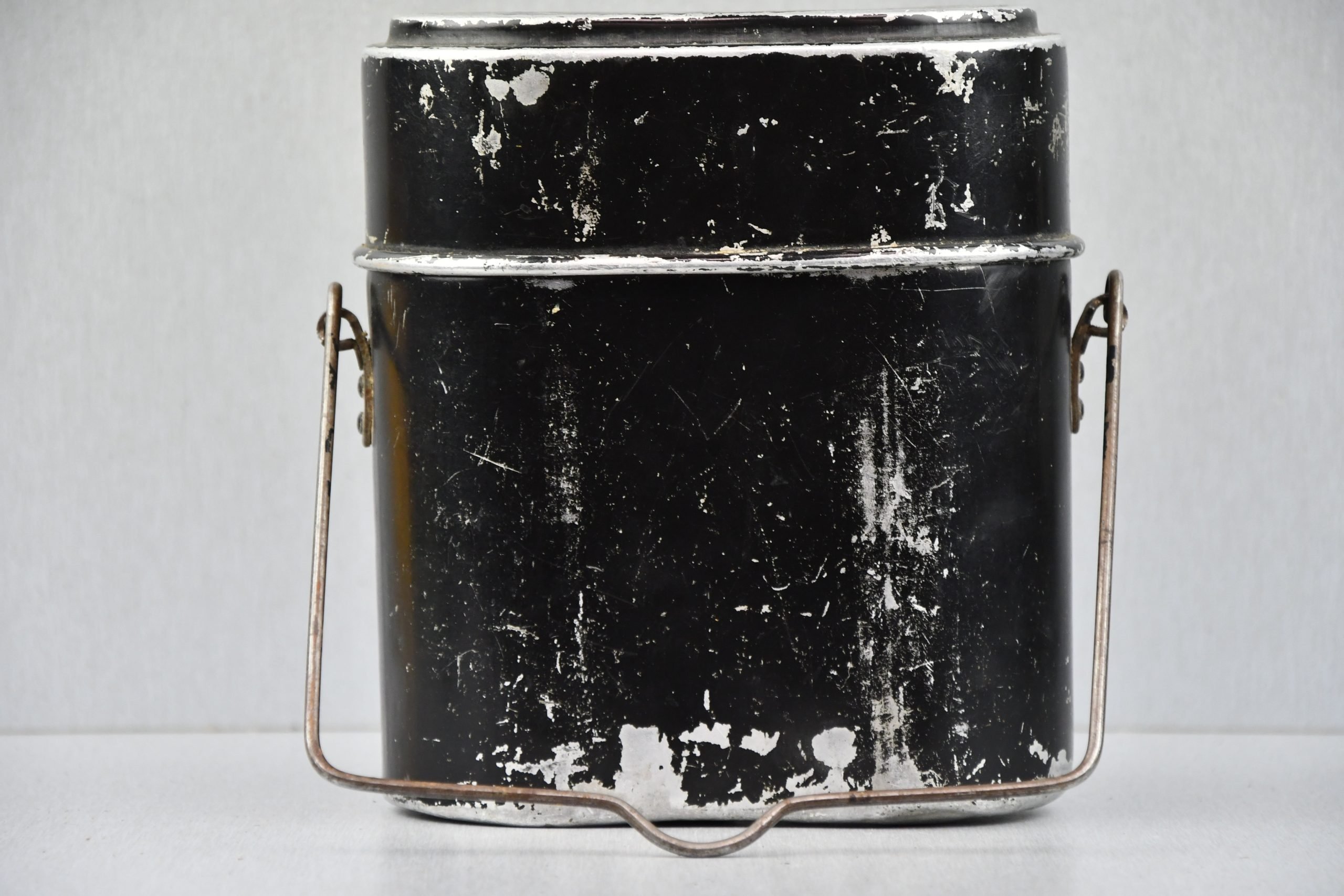 Early German black mess kit named — image 3