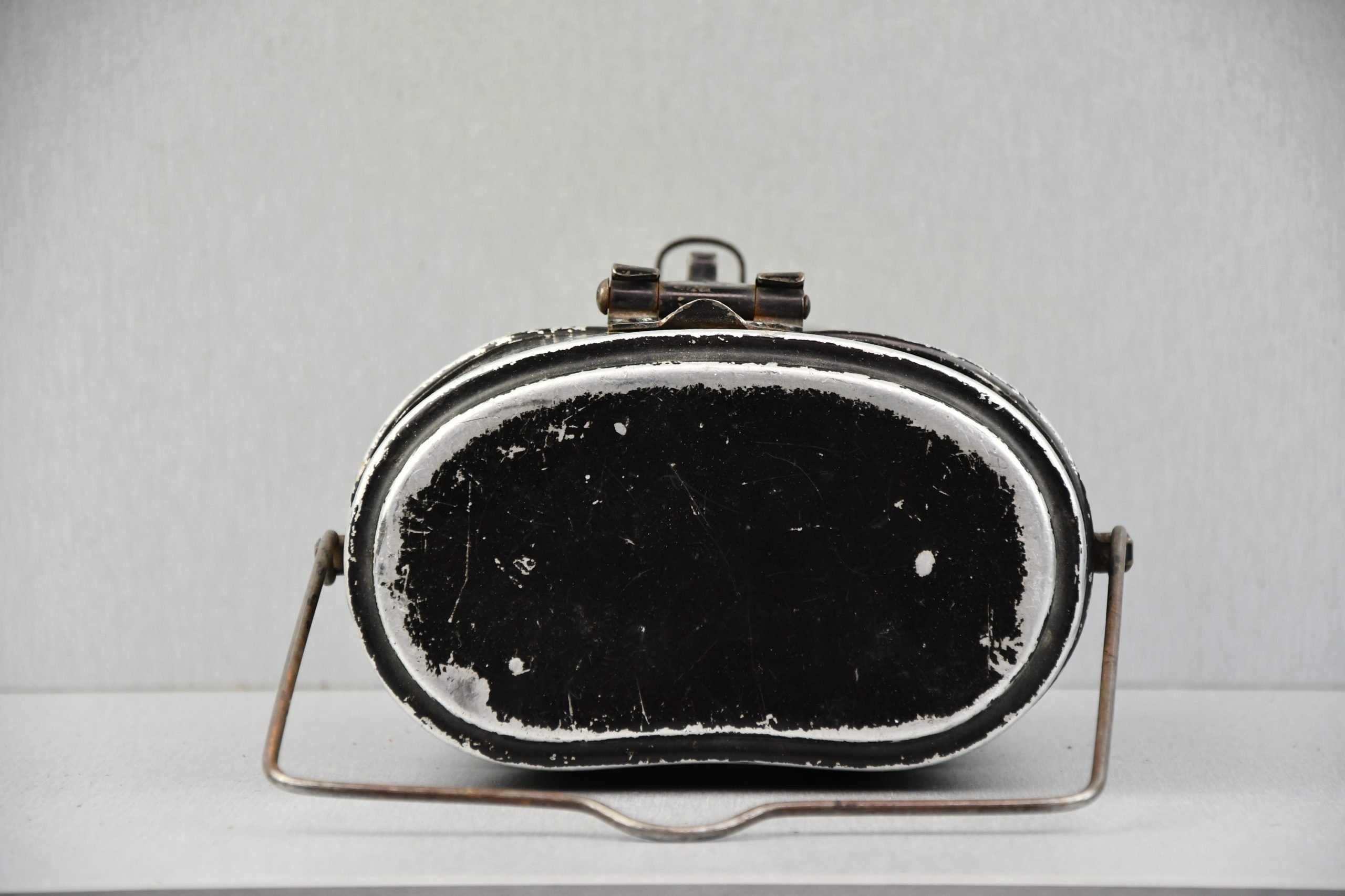 Early German black mess kit named — image 5