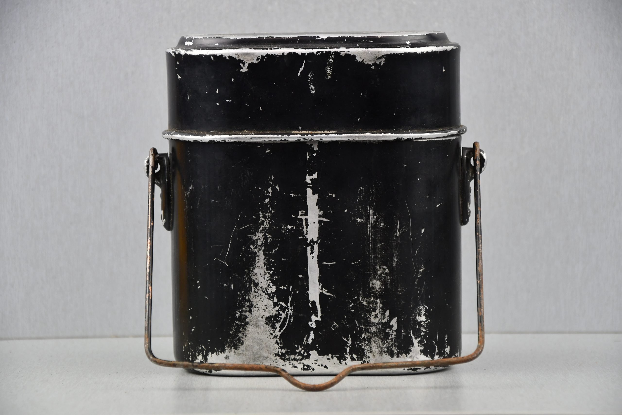 Early German black mess kit named — image 3