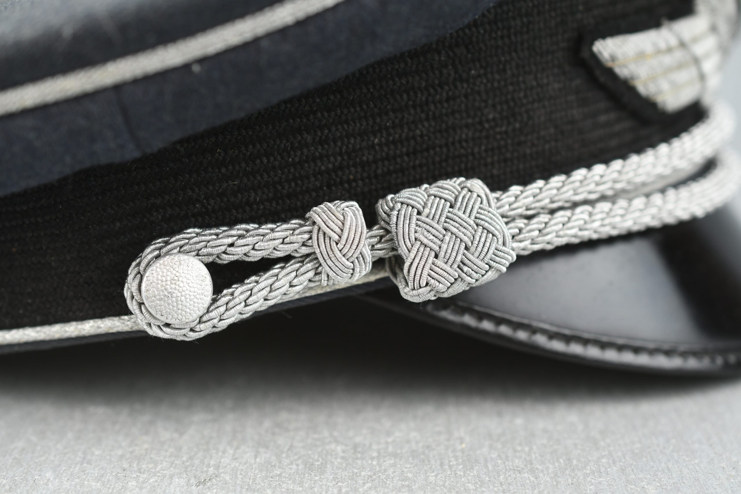 RARE Luftwaffe officer visor cap 'Schirmmütze' by Erel 'Privat' 1939 — image 10