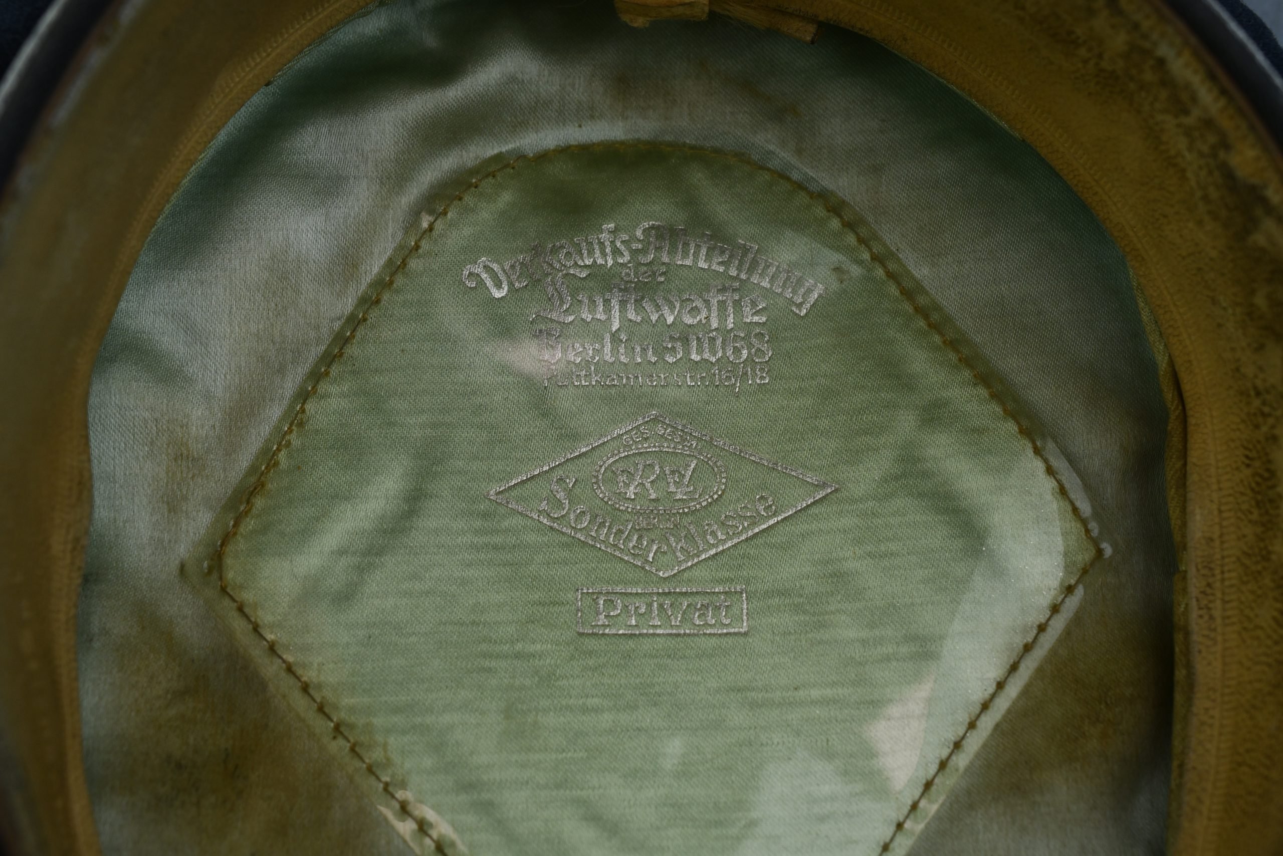 RARE Luftwaffe officer visor cap 'Schirmmütze' by Erel 'Privat' 1939 — image 12