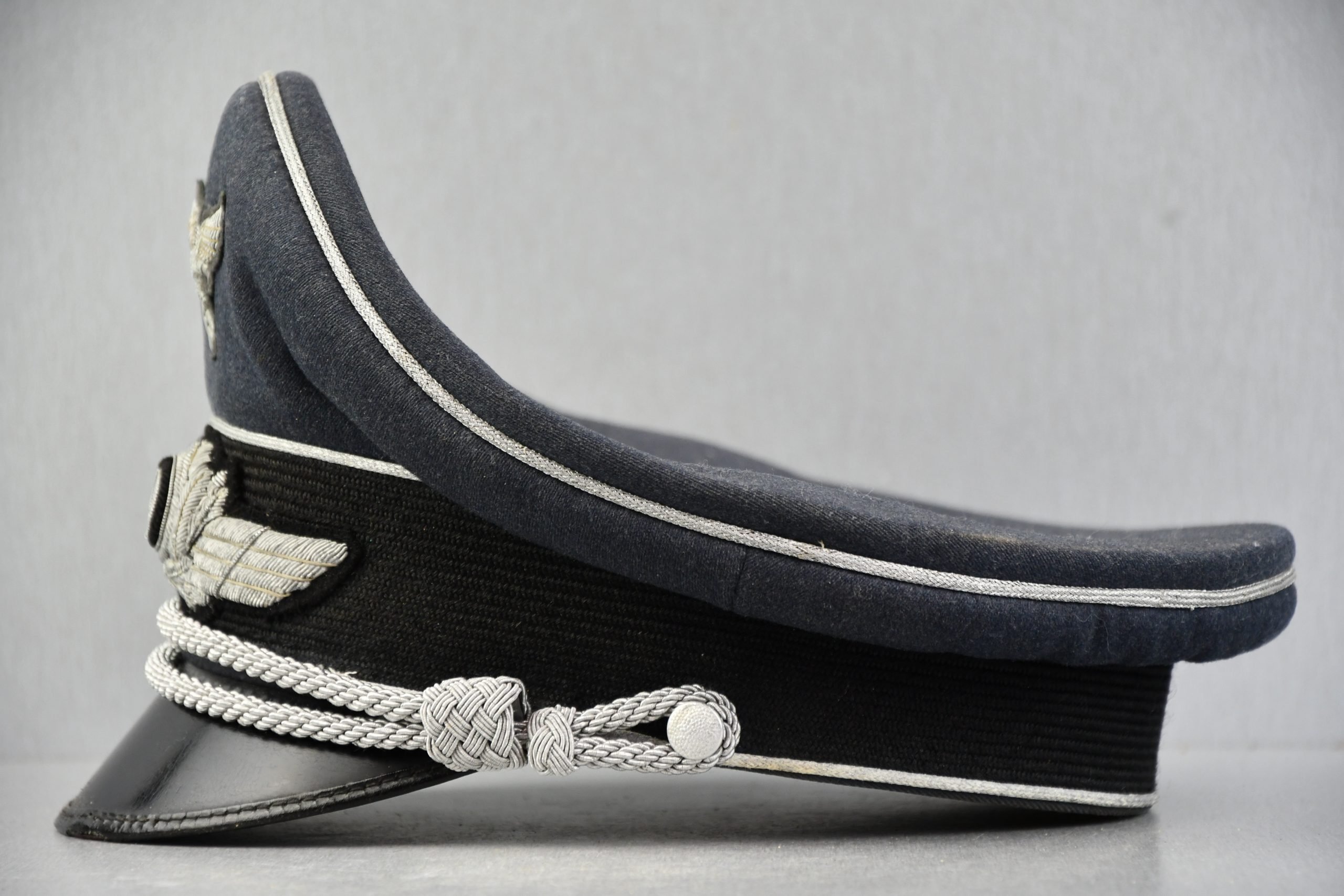 RARE Luftwaffe officer visor cap 'Schirmmütze' by Erel 'Privat' 1939 — image 2