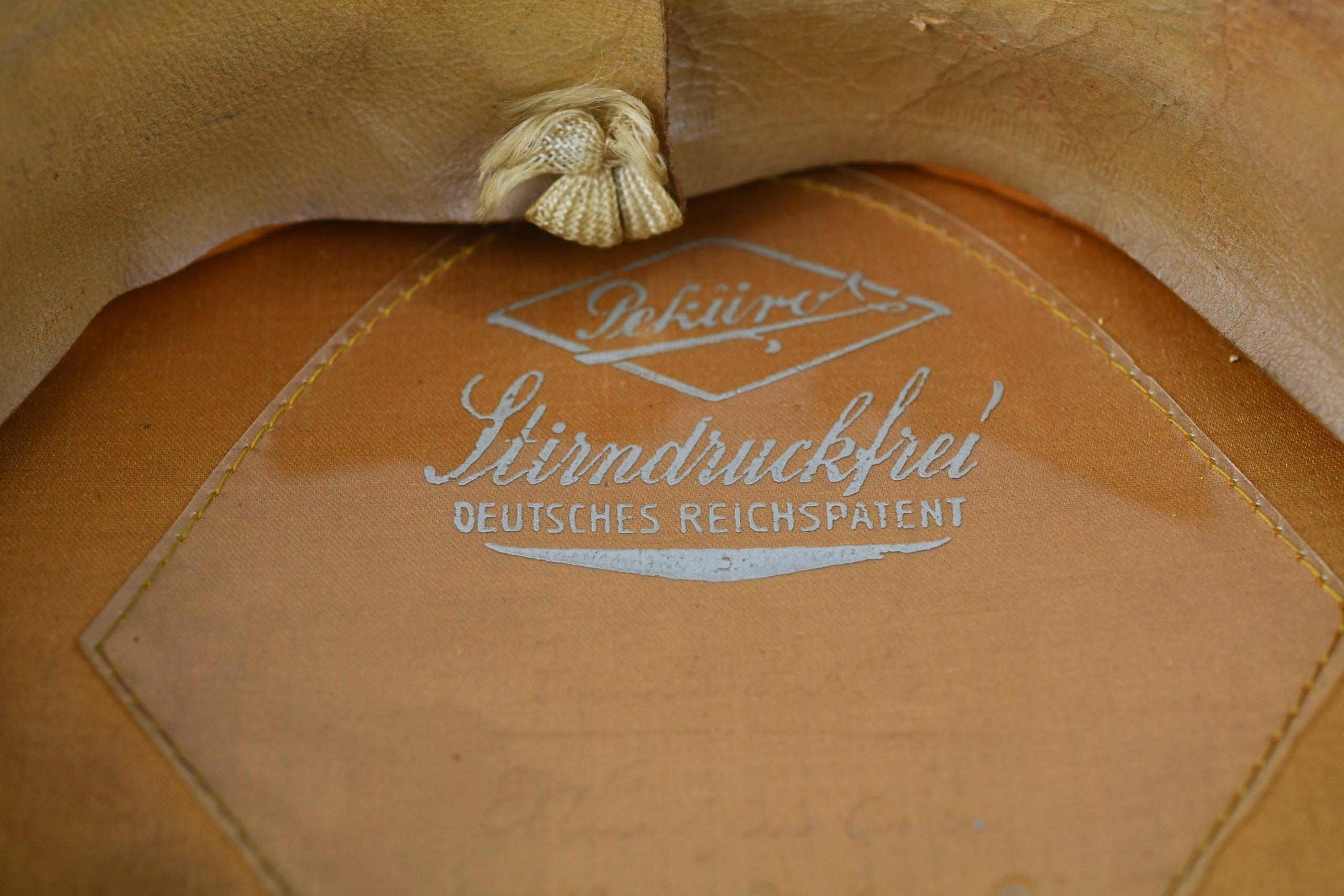 Army (Heer) signals 'Nachrichten' officer visor cap by Peküro – Friedrich Kuch — image 12