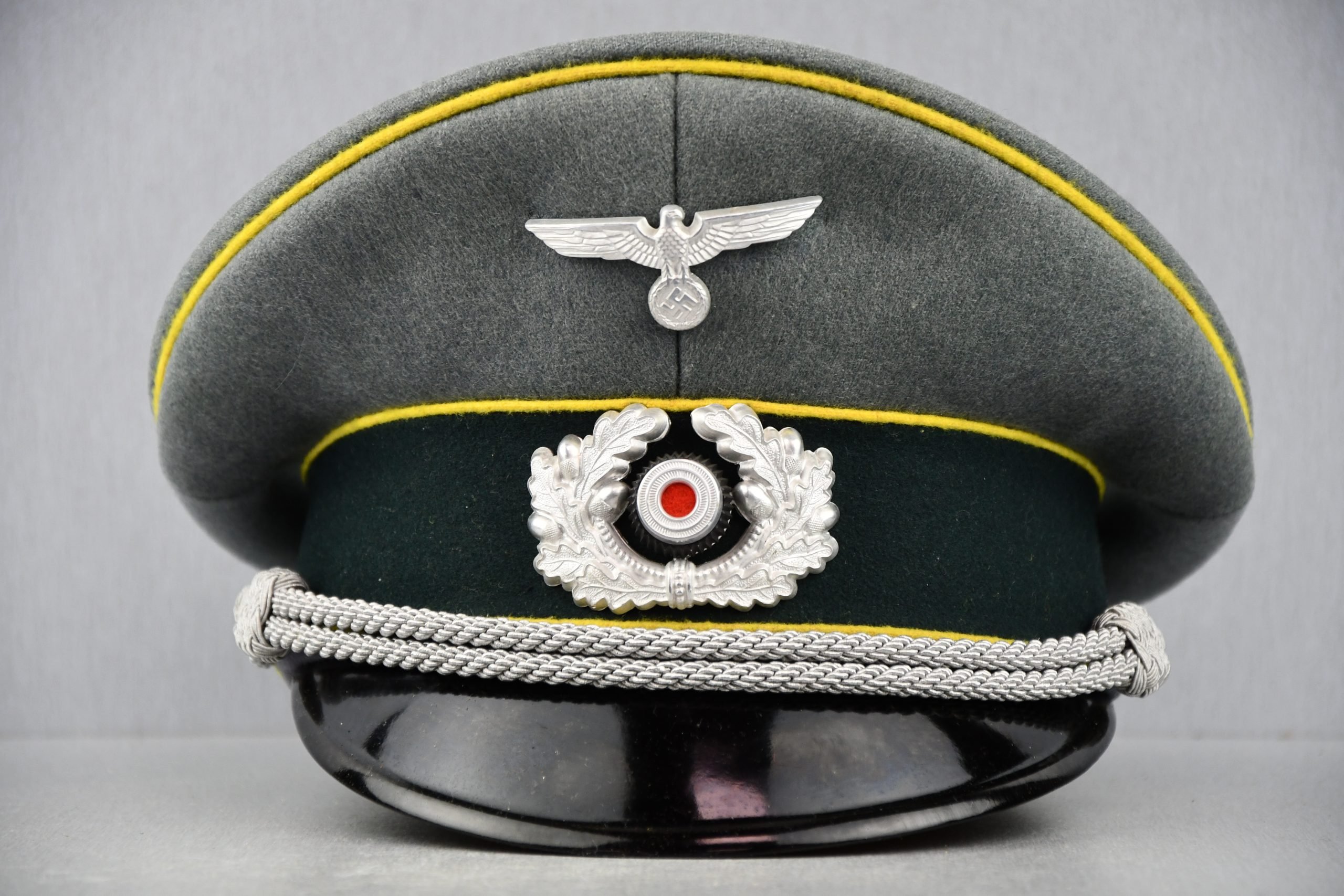 Army (Heer) signals 'Nachrichten' officer visor cap by Peküro – Friedrich Kuch — image 5