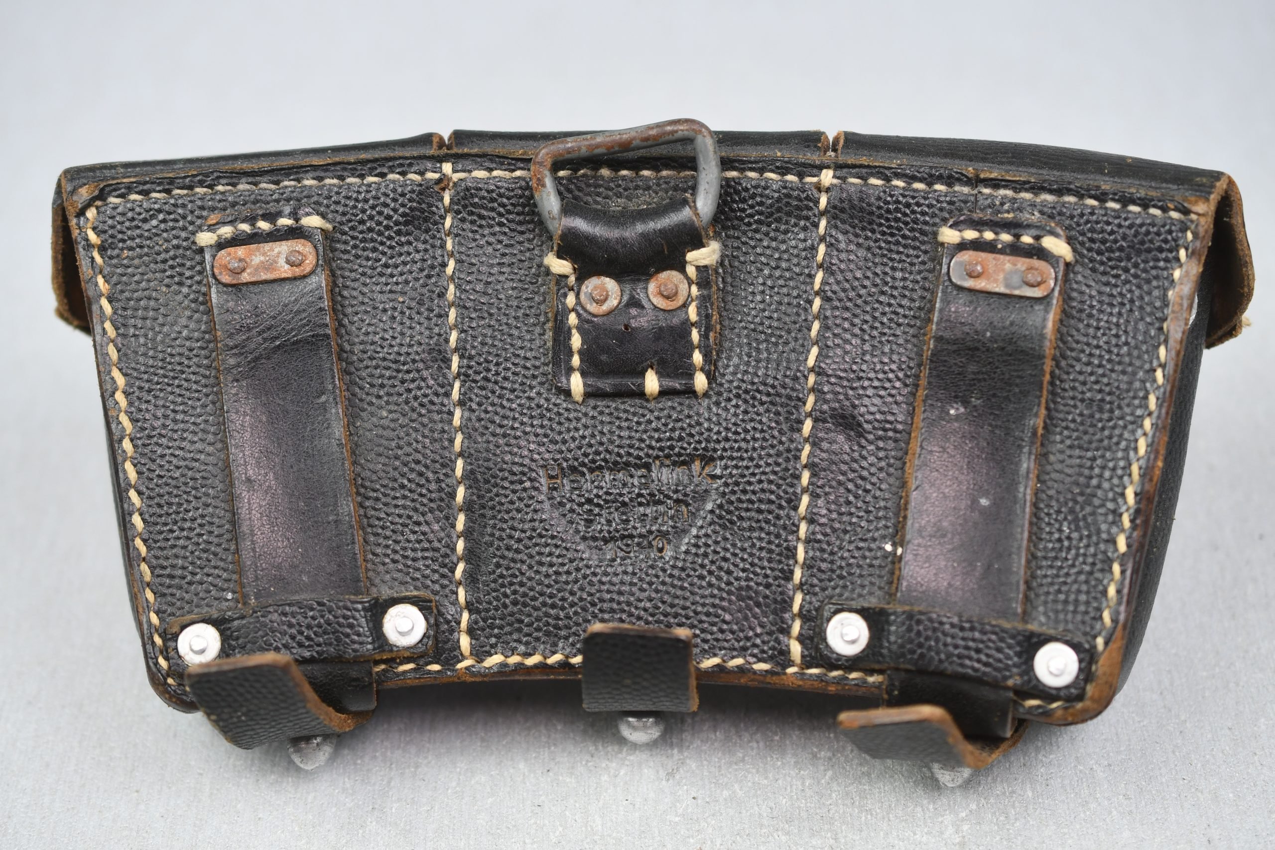 Wehrmacht K98 ammunition pouch by Hermelink 1940 — image 2