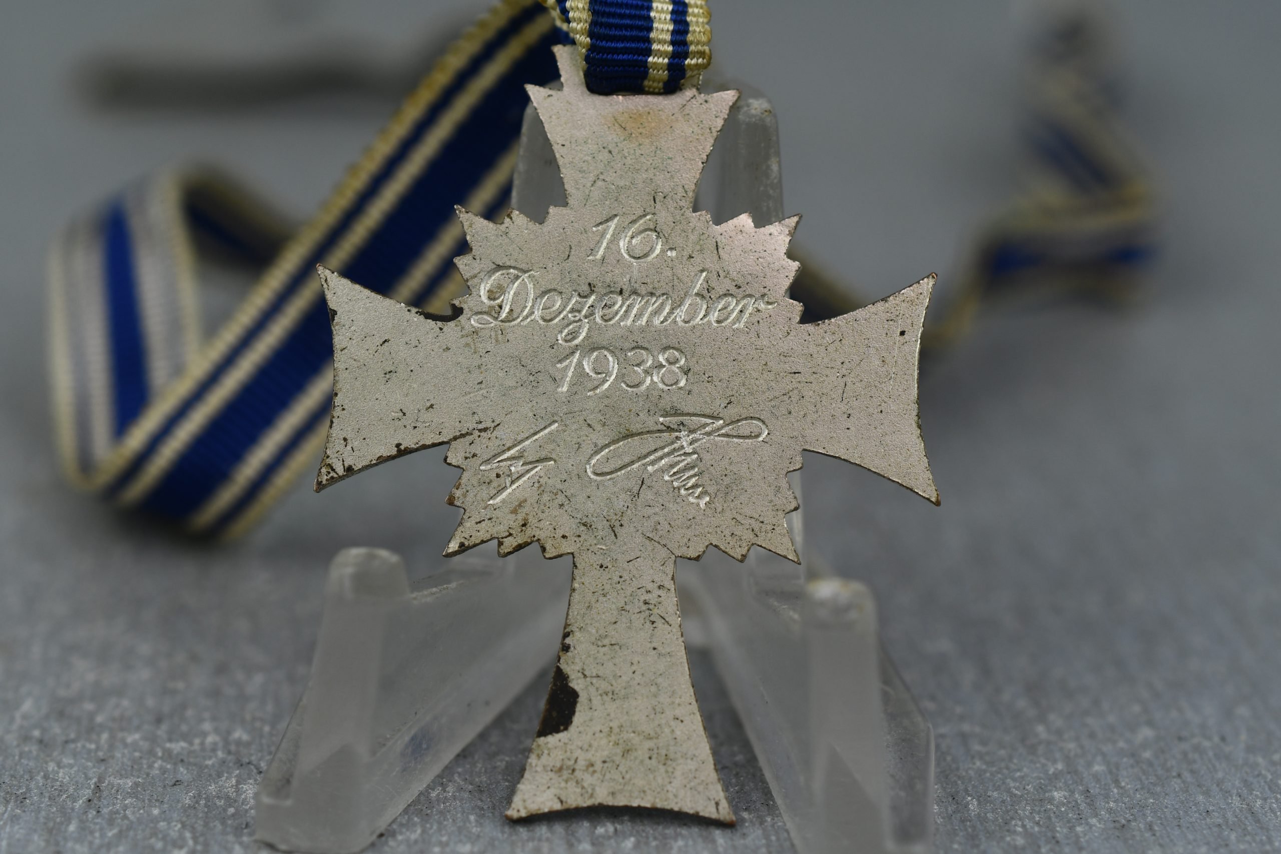Silver mother's cross 1938 — image 2