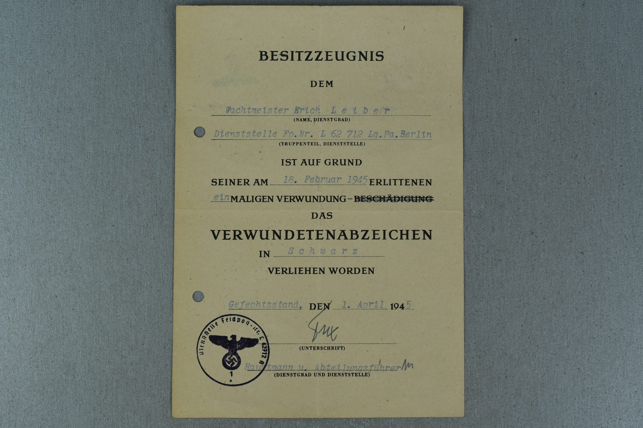 Wound badge in black grouping from Wachmeister Eric Leiber 7. Fallschirm-Jäger-Division Holland 1945 — image 3