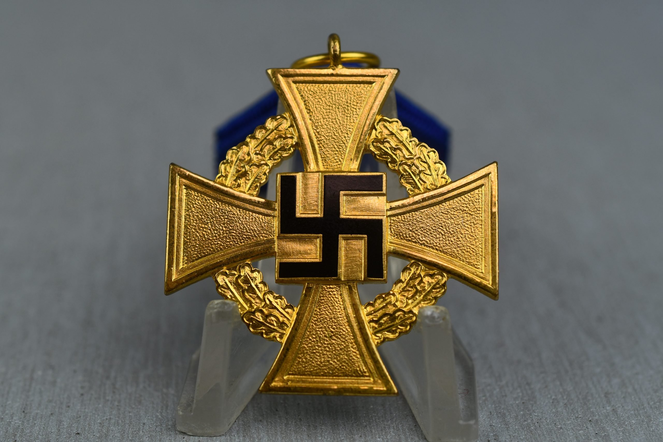 German gold 40 years faithful service medal in box — image 2