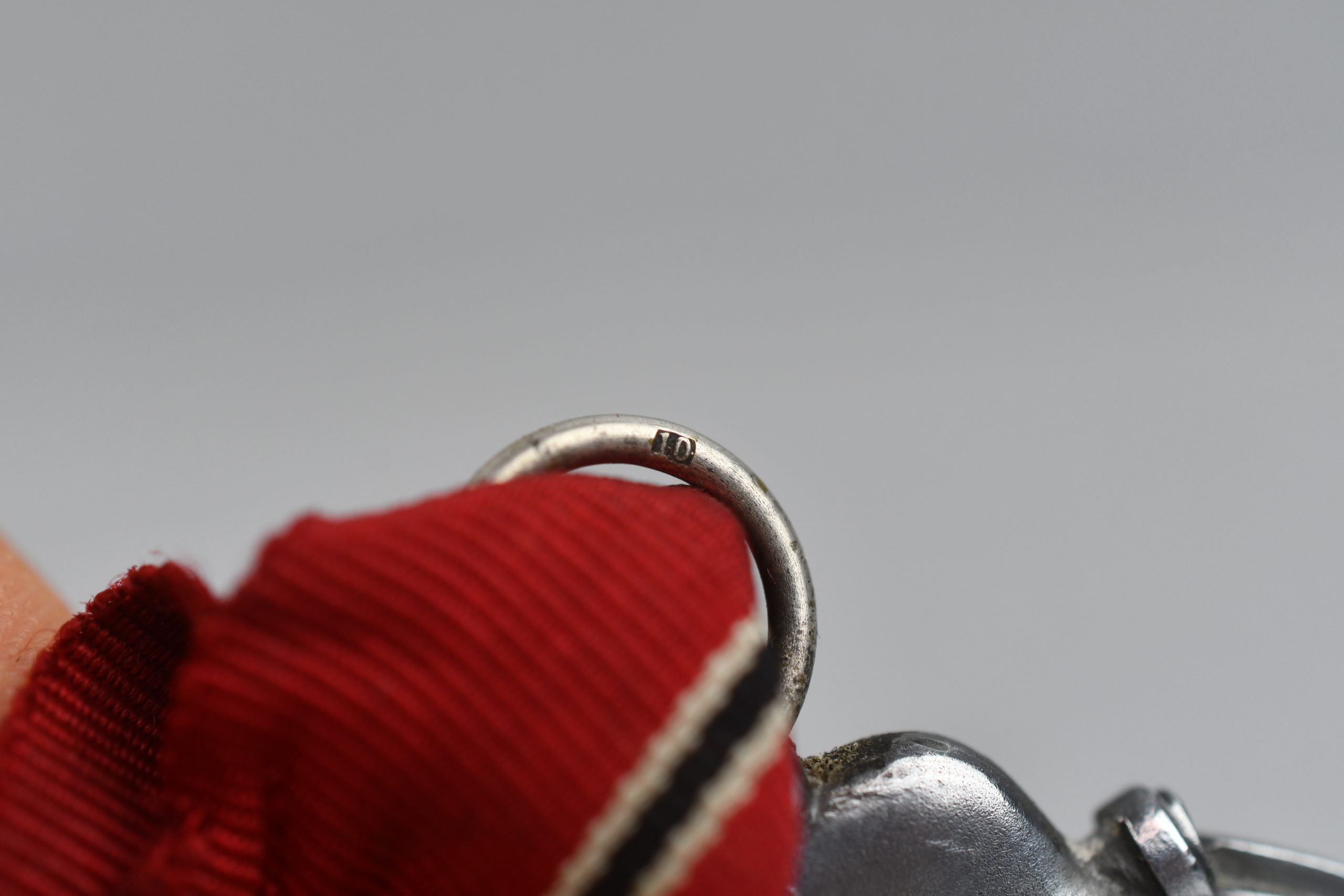 Eastern Front Medal 'Ostmedaille' by '10' Förster & Barth — image 3