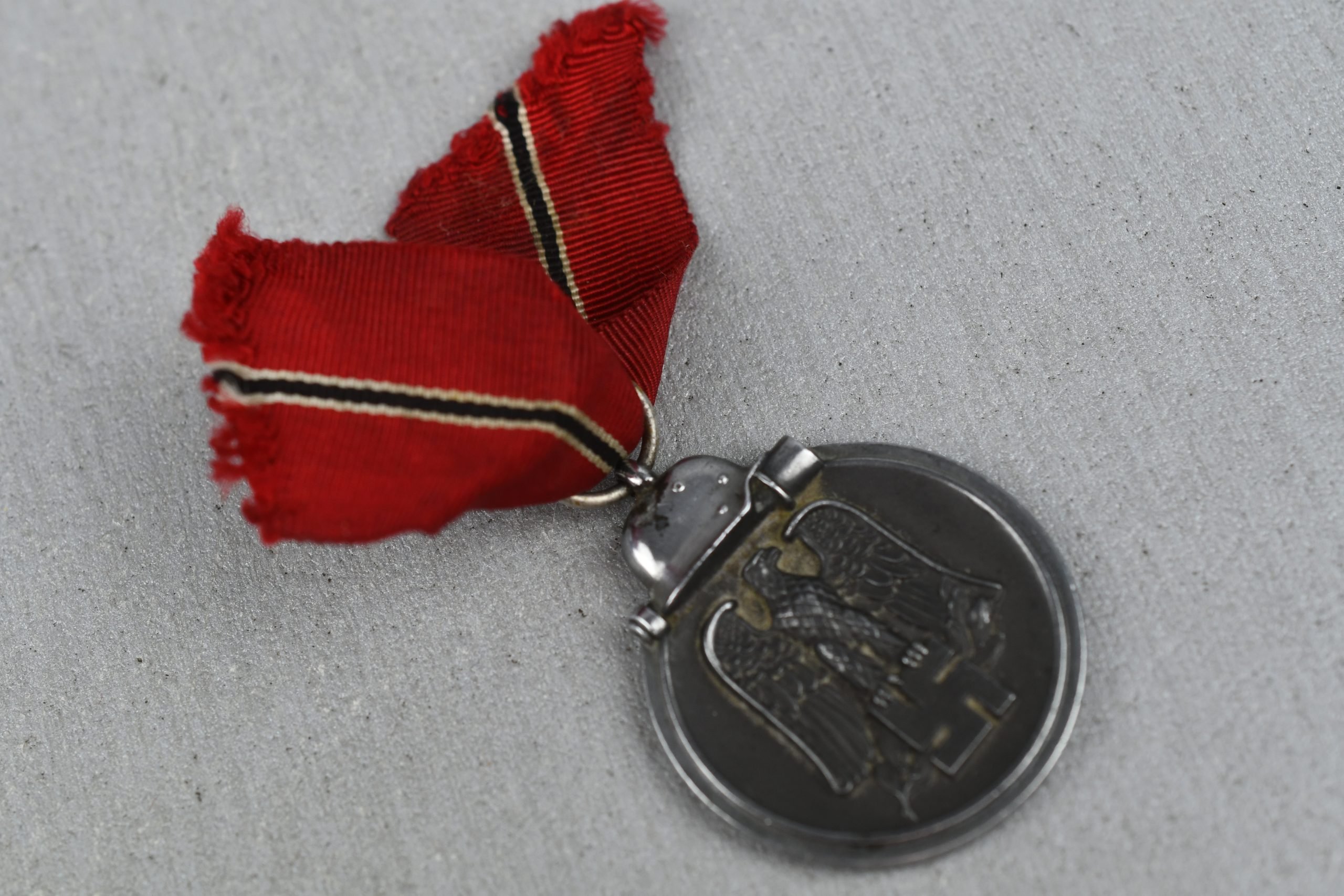 Eastern Front Medal 'Ostmedaille' by '10' Förster & Barth — image 4