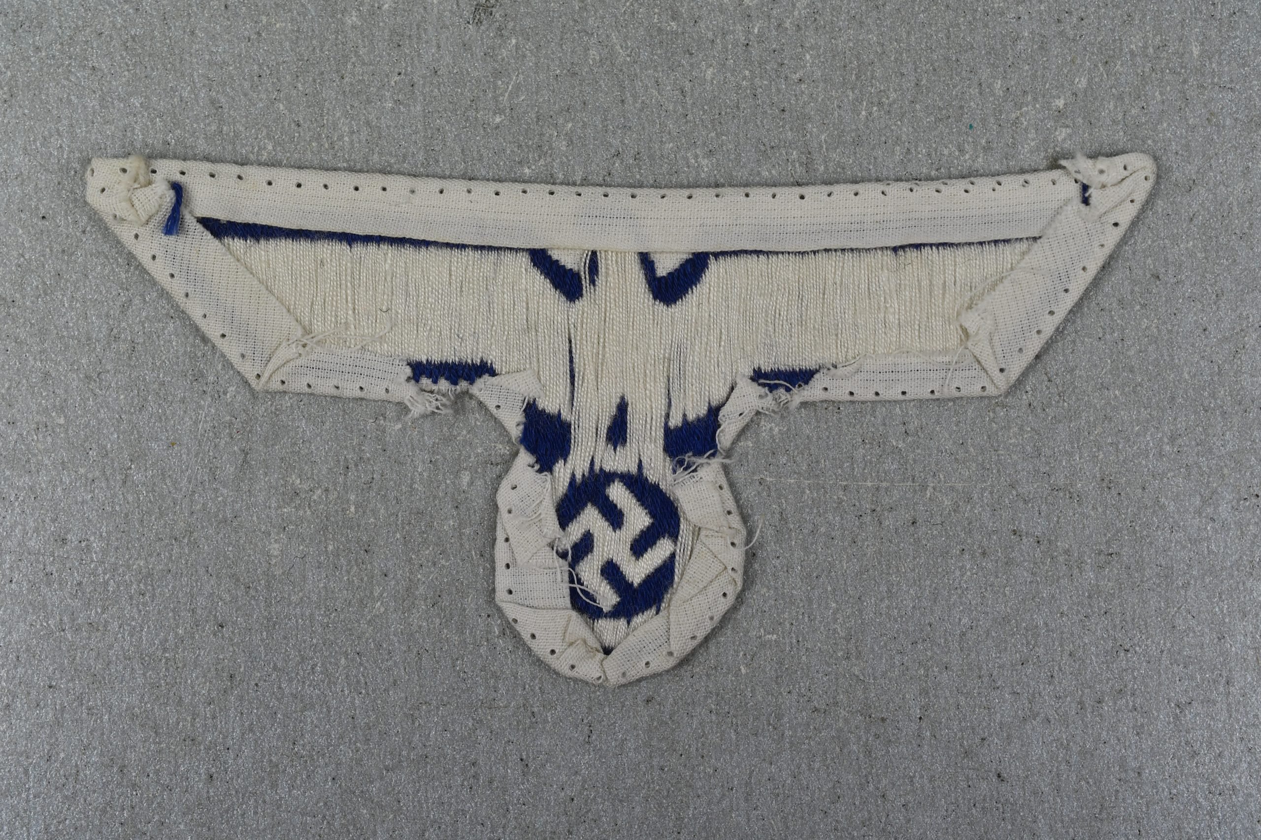 RARE Kriegsmarine sailor shirt 'BeVo' breast eagle — image 2