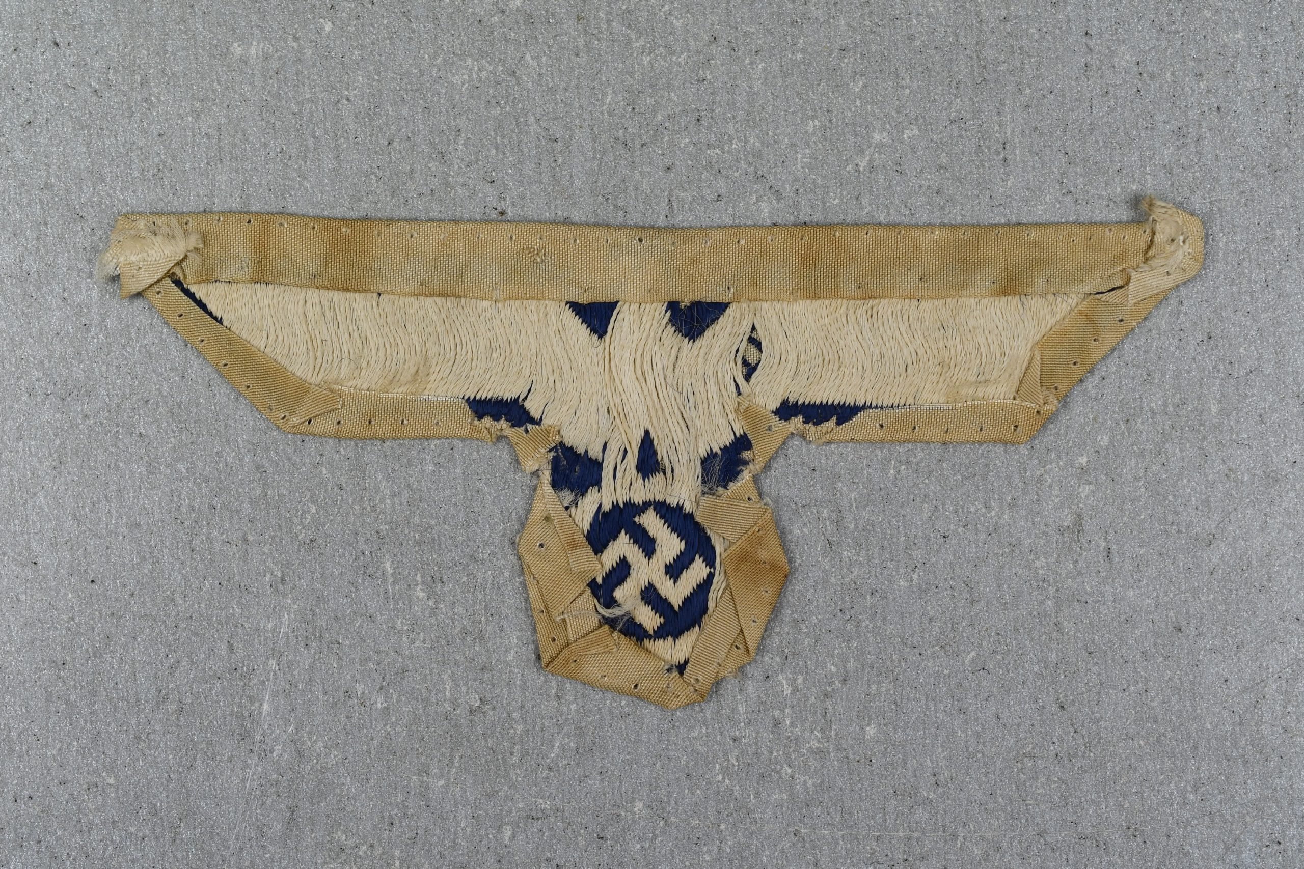 RARE Kriegsmarine sailor shirt 'BeVo' breast eagle — image 2