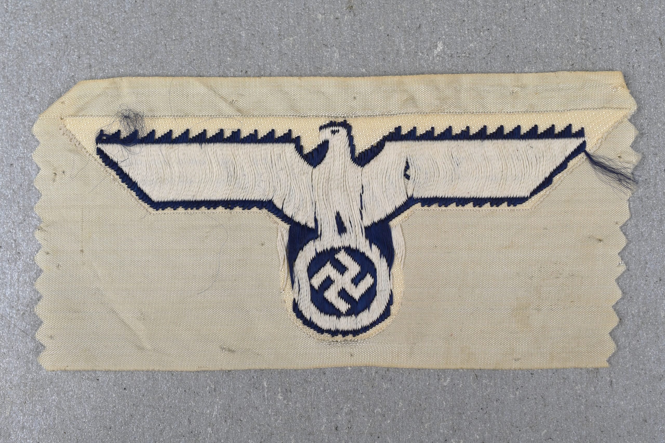 RARE Kriegsmarine sailor shirt 'BeVo' breast eagle — image 2