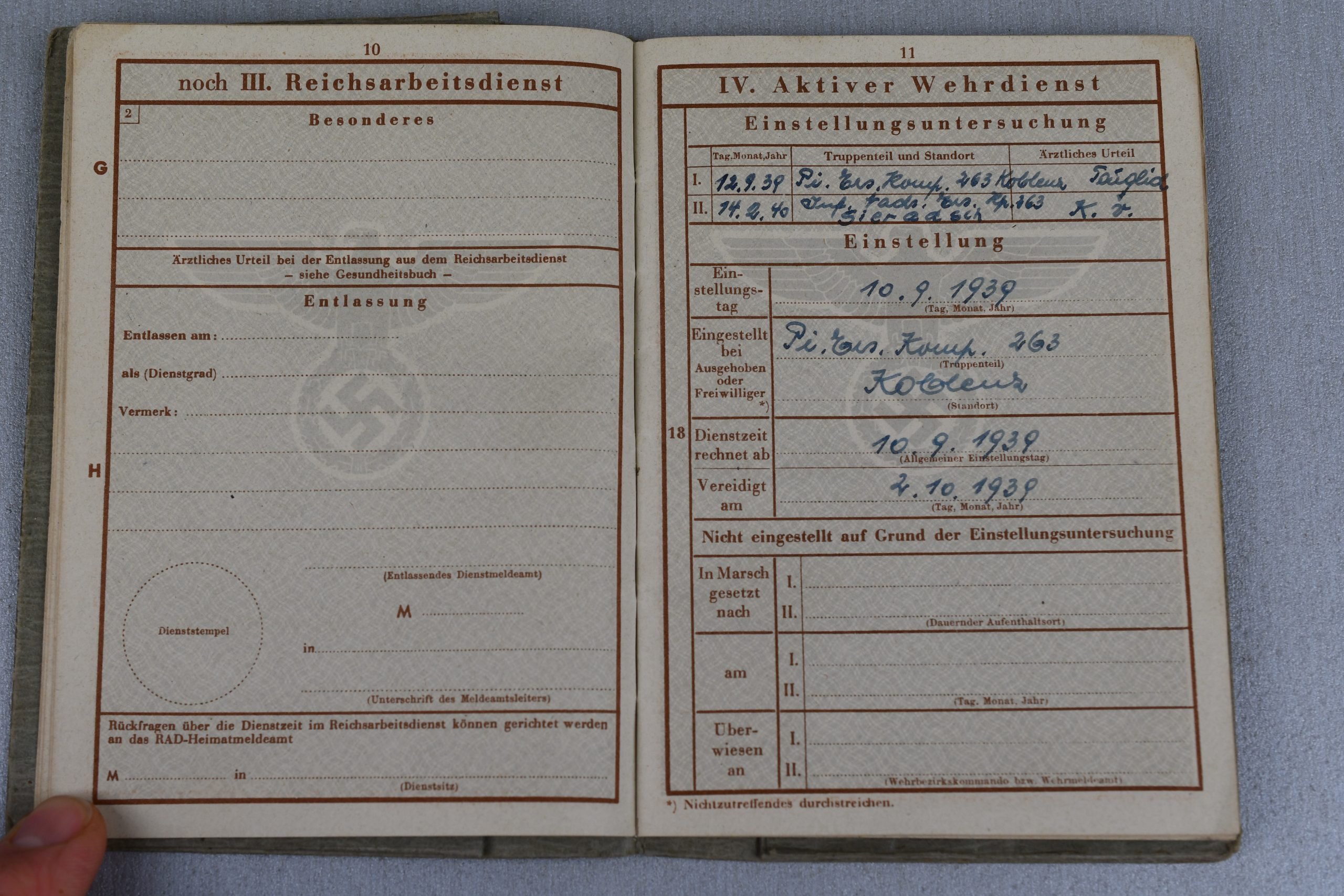 Army (Heer) Wehrpass Pionier-Kompanie with many entries and awards — image 6