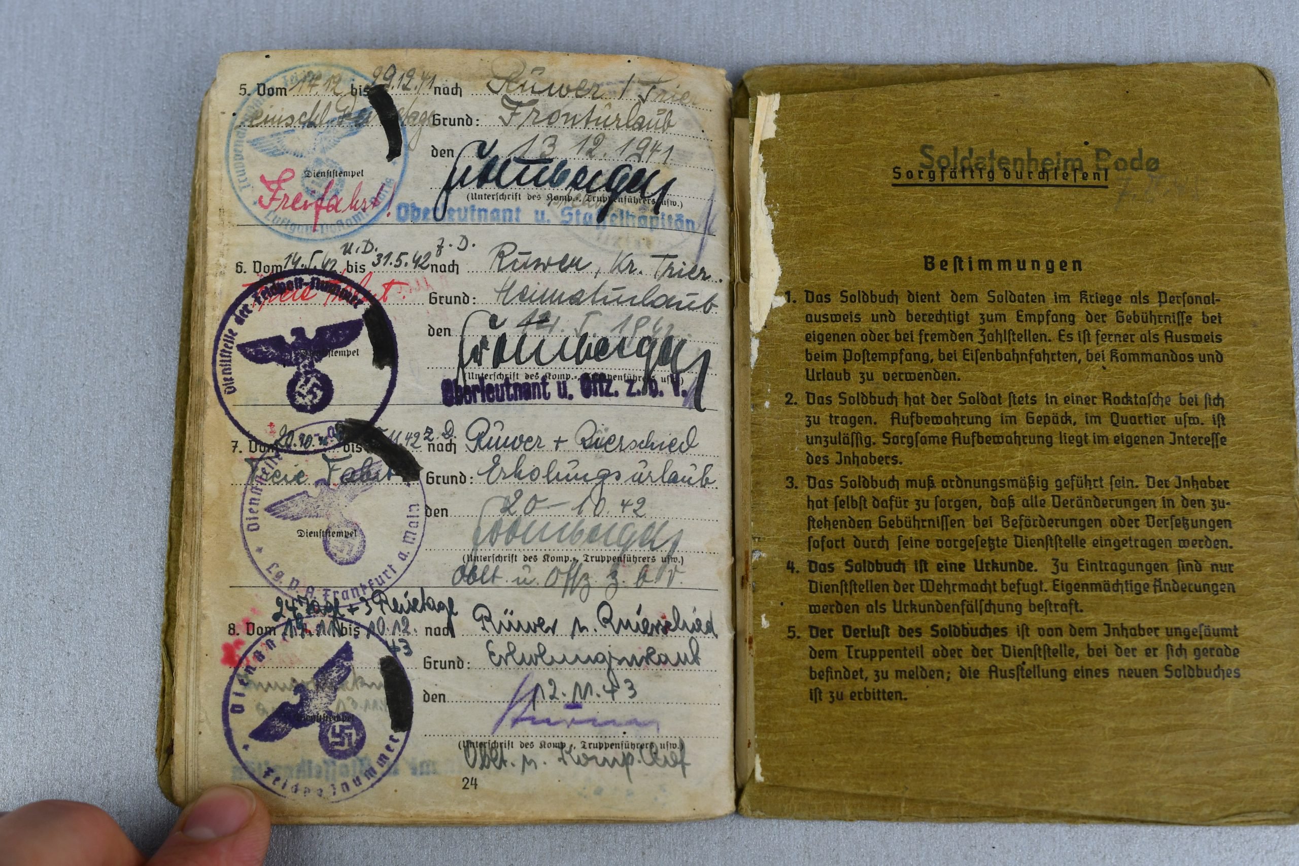 Wehrmacht Soldbuch from Luftwaffe Pilot who got transfered to Luftwaffe Field Division 'Luftwaffen-Jäger-Regiment 27' — image 15