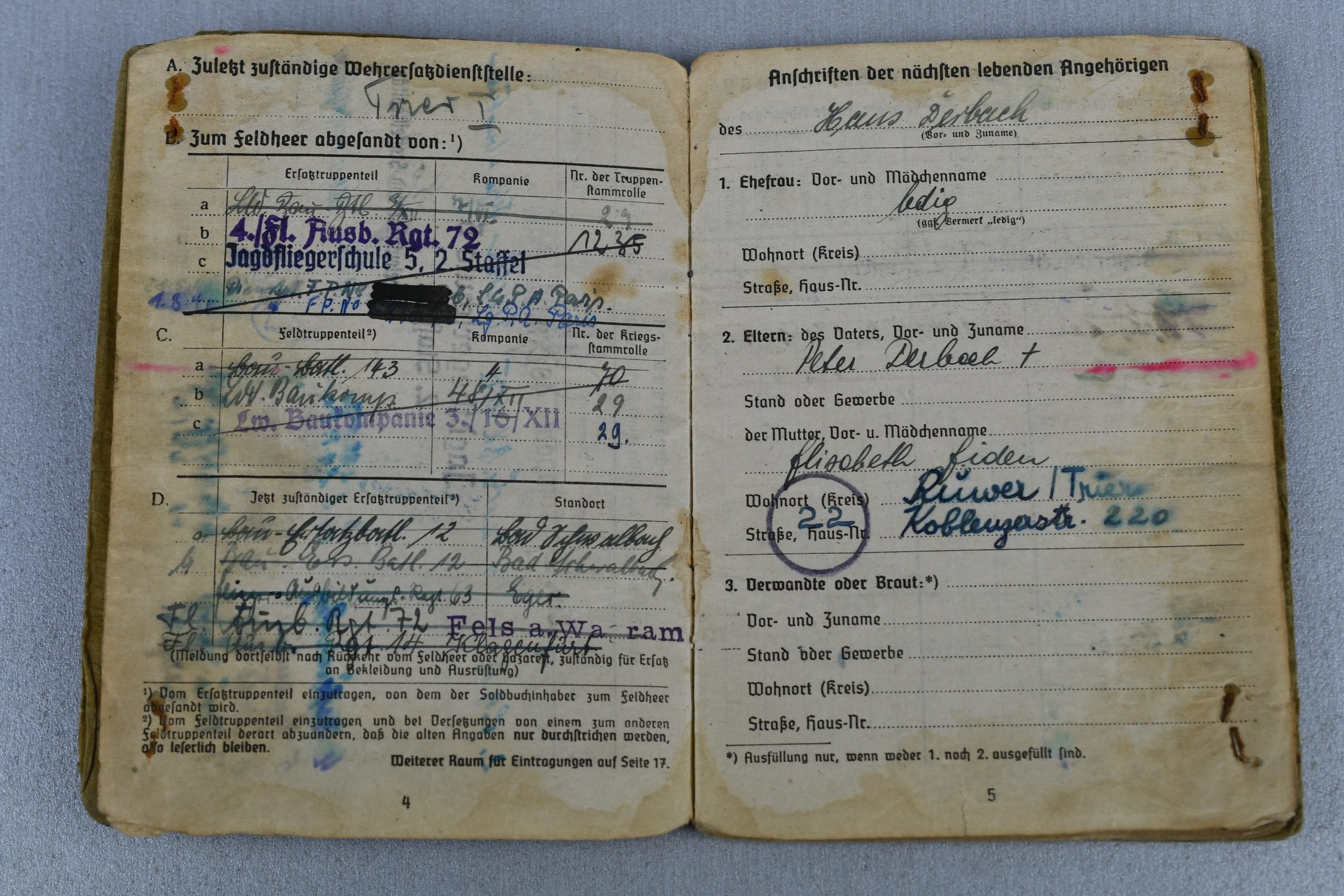 Wehrmacht Soldbuch from Luftwaffe Pilot who got transfered to Luftwaffe Field Division 'Luftwaffen-Jäger-Regiment 27' — image 5