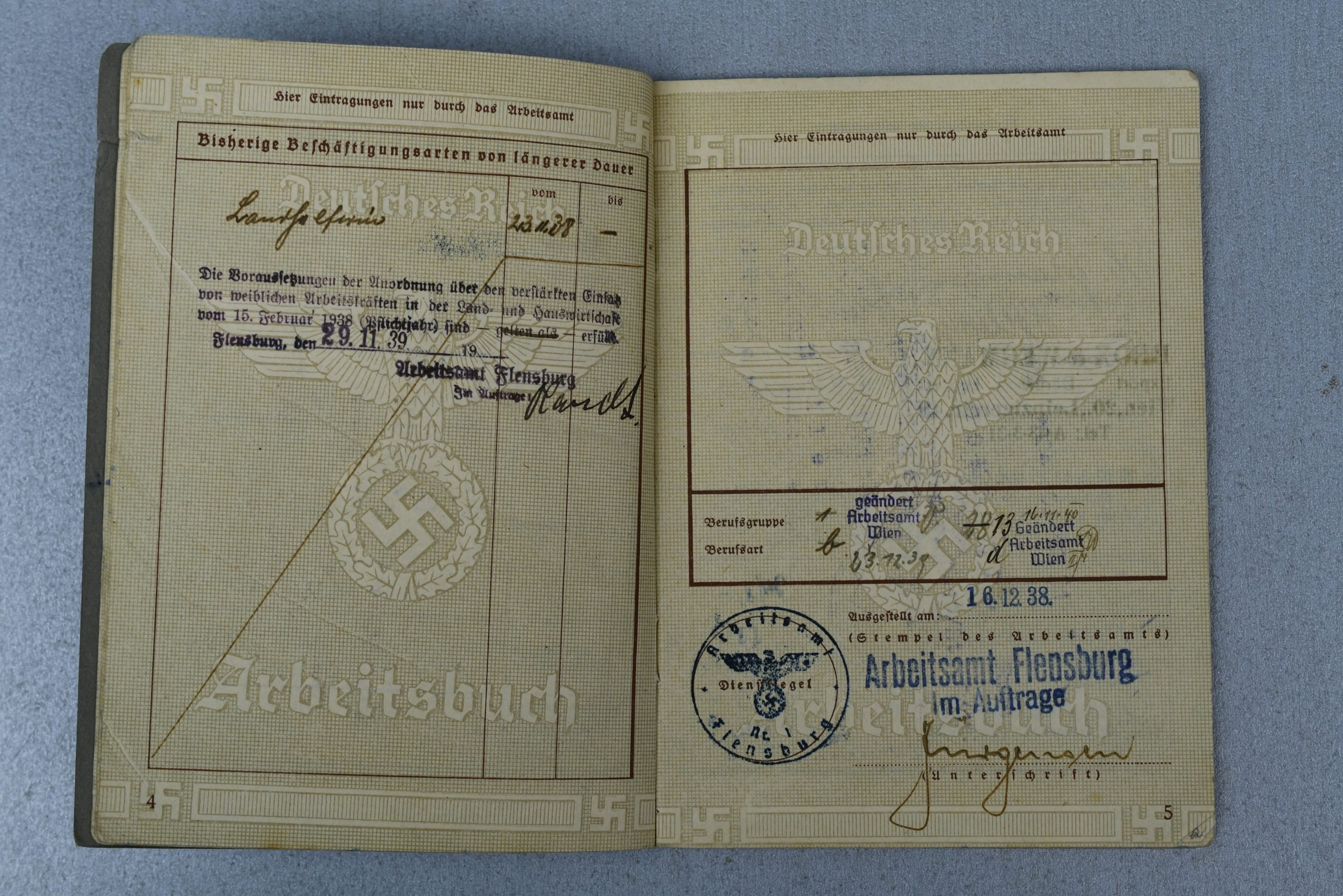 German workers booklet 'Arbeitsbuch' Erma Müller — image 4