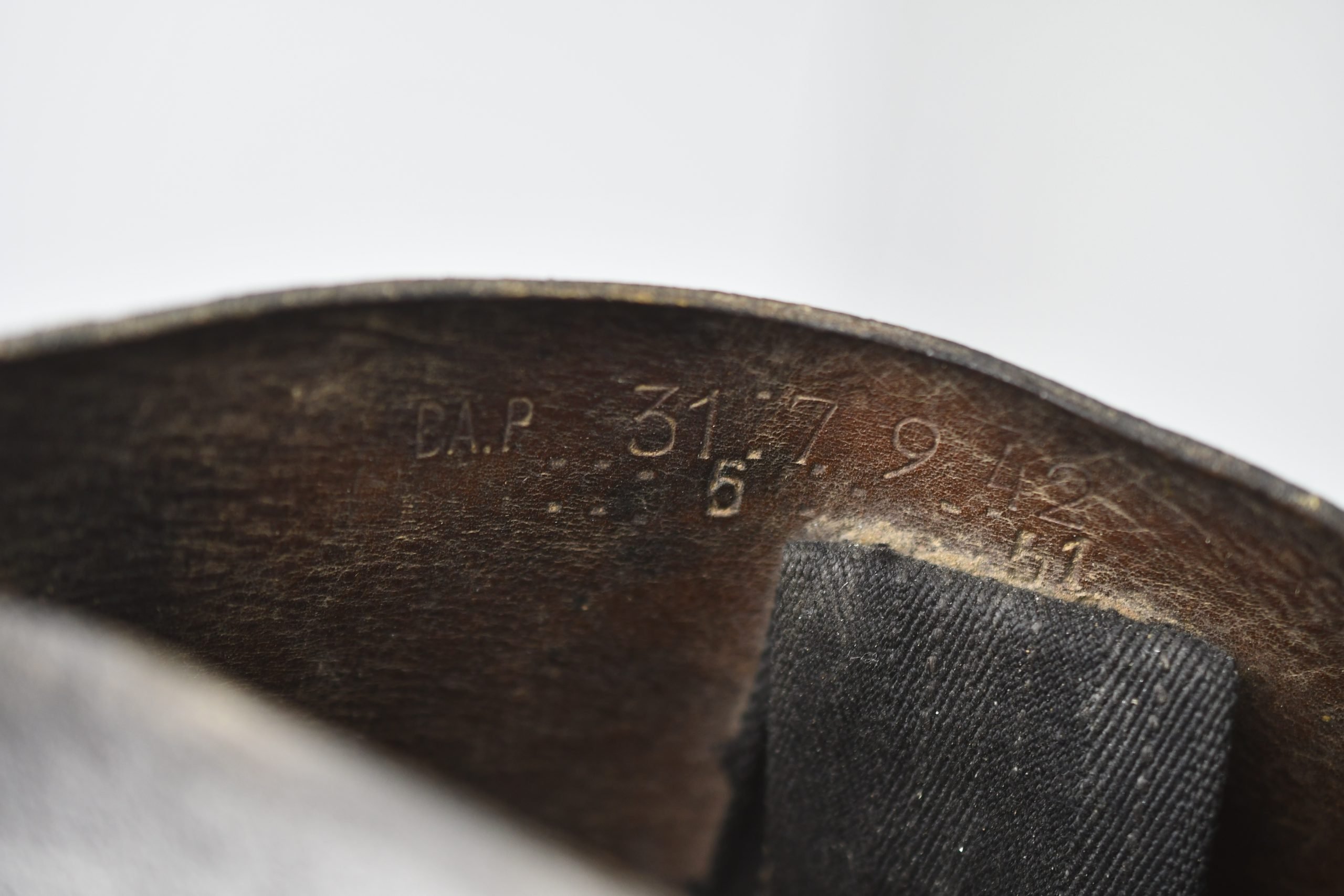 Wehrmacht – SS enlisted men low leather boots with hob nails 1942 — image 11