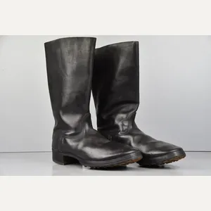 Wehrmacht – SS enlisted men low leather boots with hob …