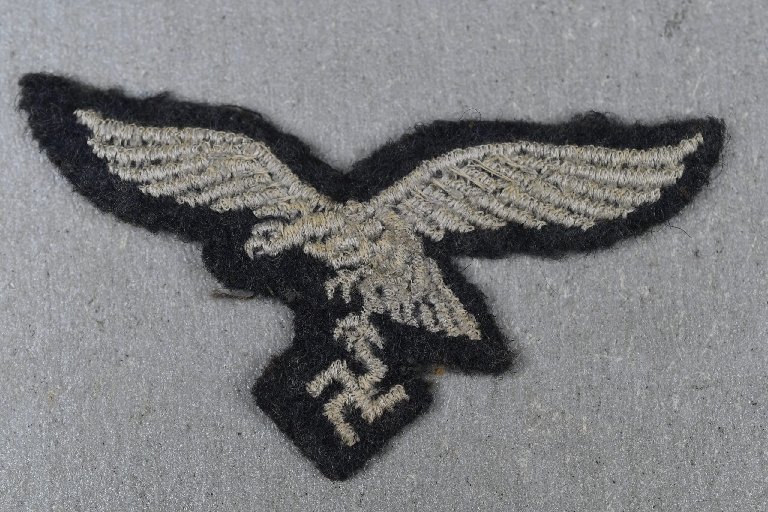 Standard embroidered Luftwaffe cap eagle — image 2