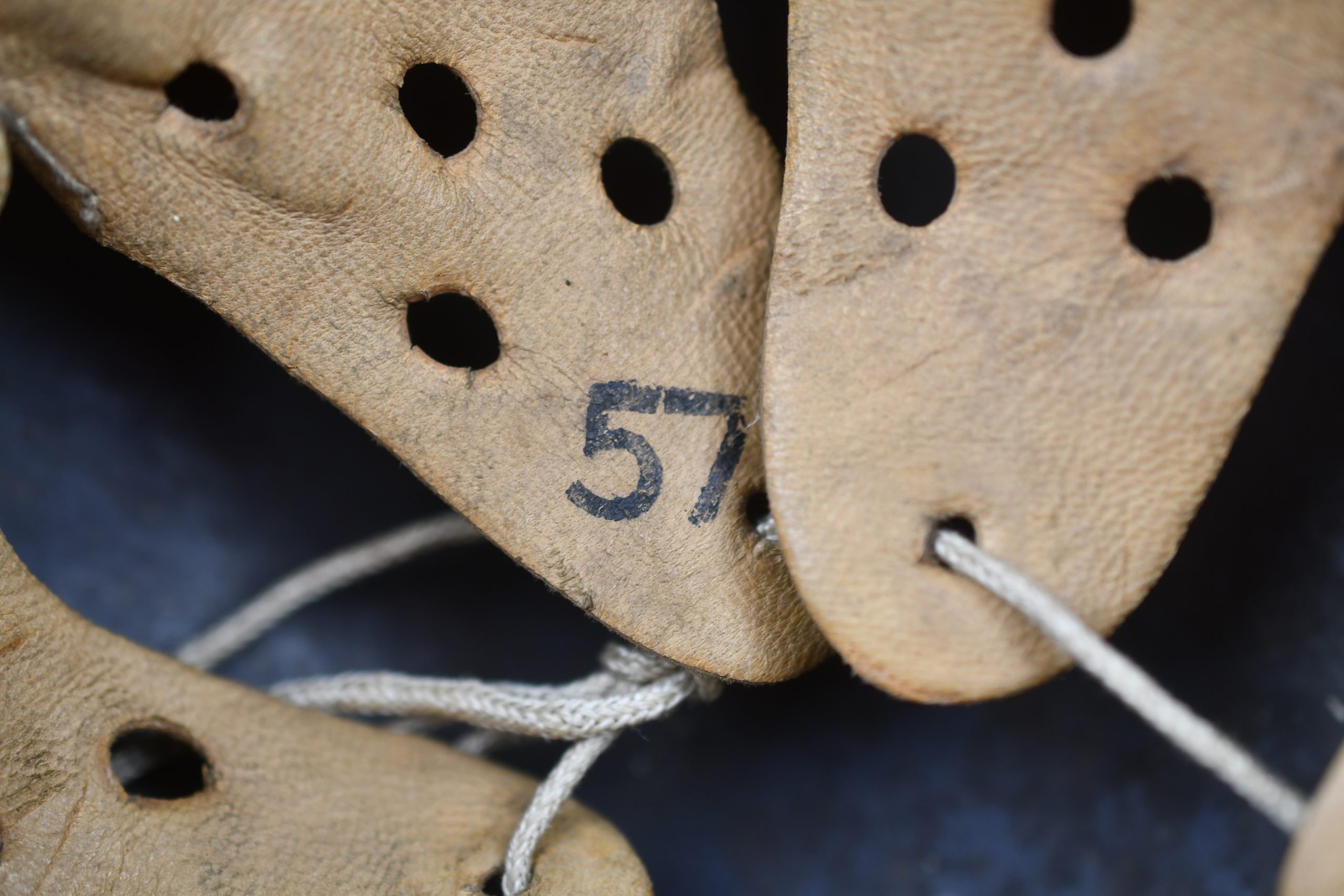 M40 Luftwaffe single decal ex-white wash steel helmet Q64 — image 10
