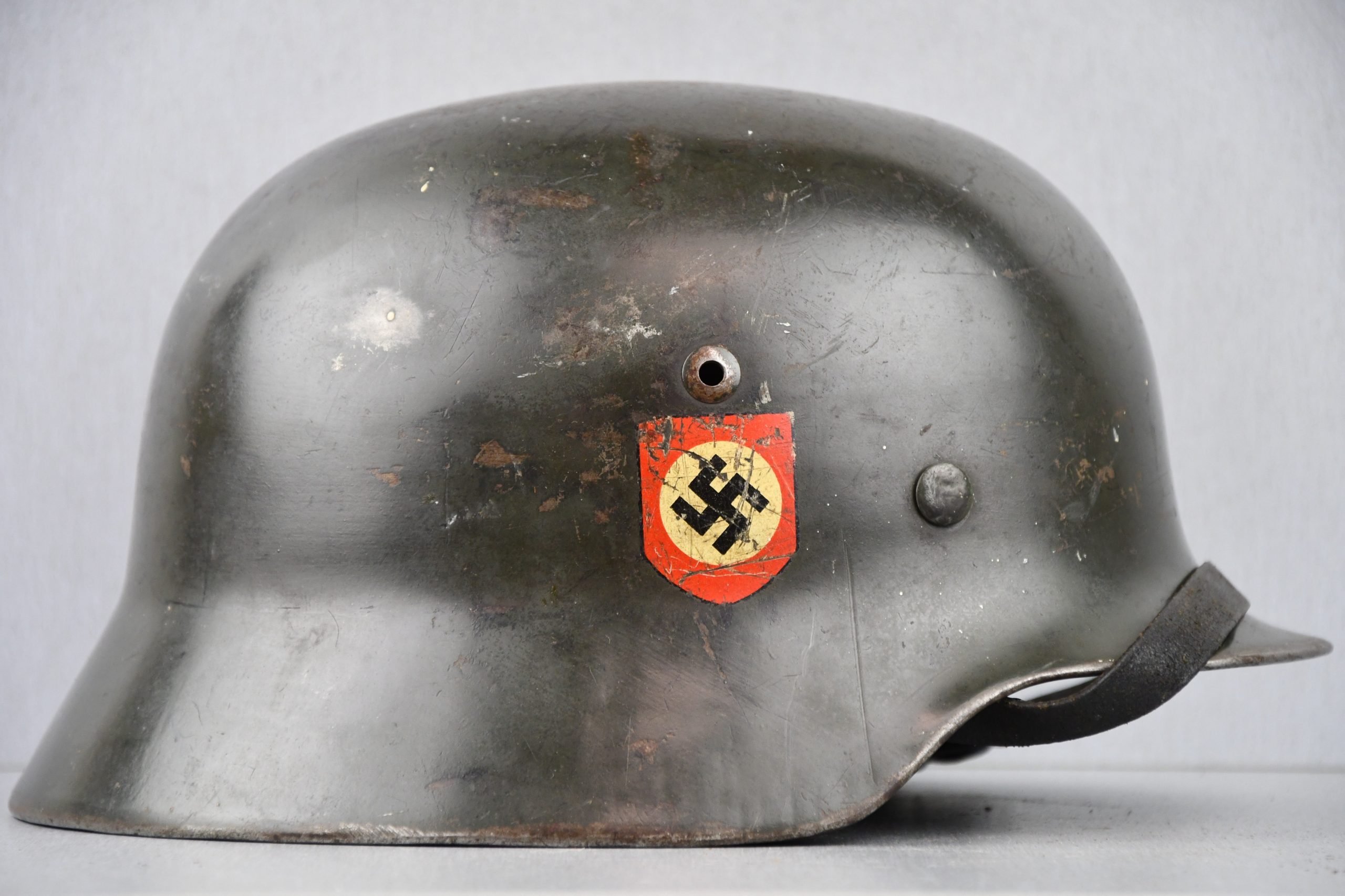 M35 Polizei double decal steel helmet NS66 1938 — image 4