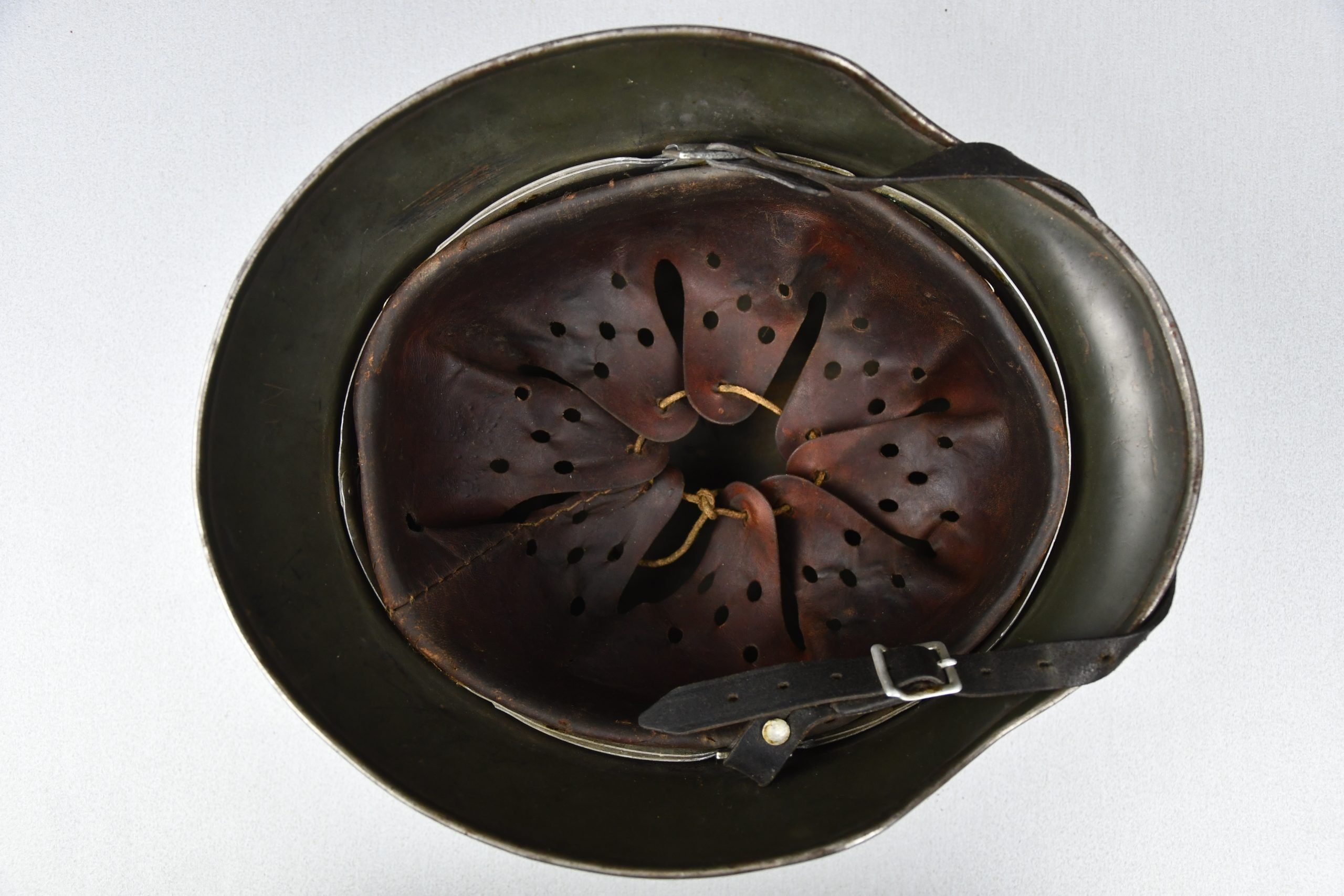 M35 Polizei double decal steel helmet NS66 1938 — image 7