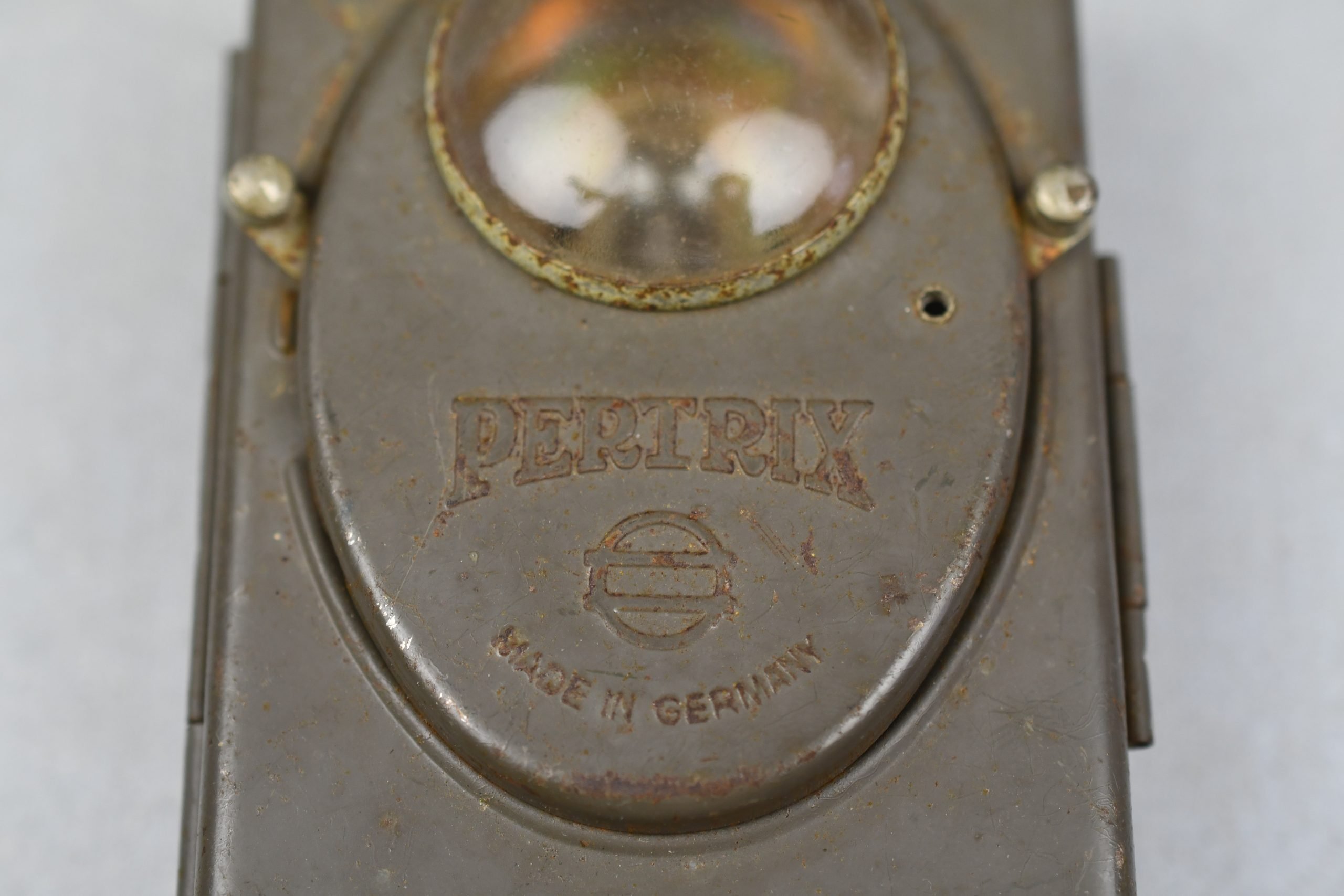 German Pertrix RP23 flash light 1950's — image 3