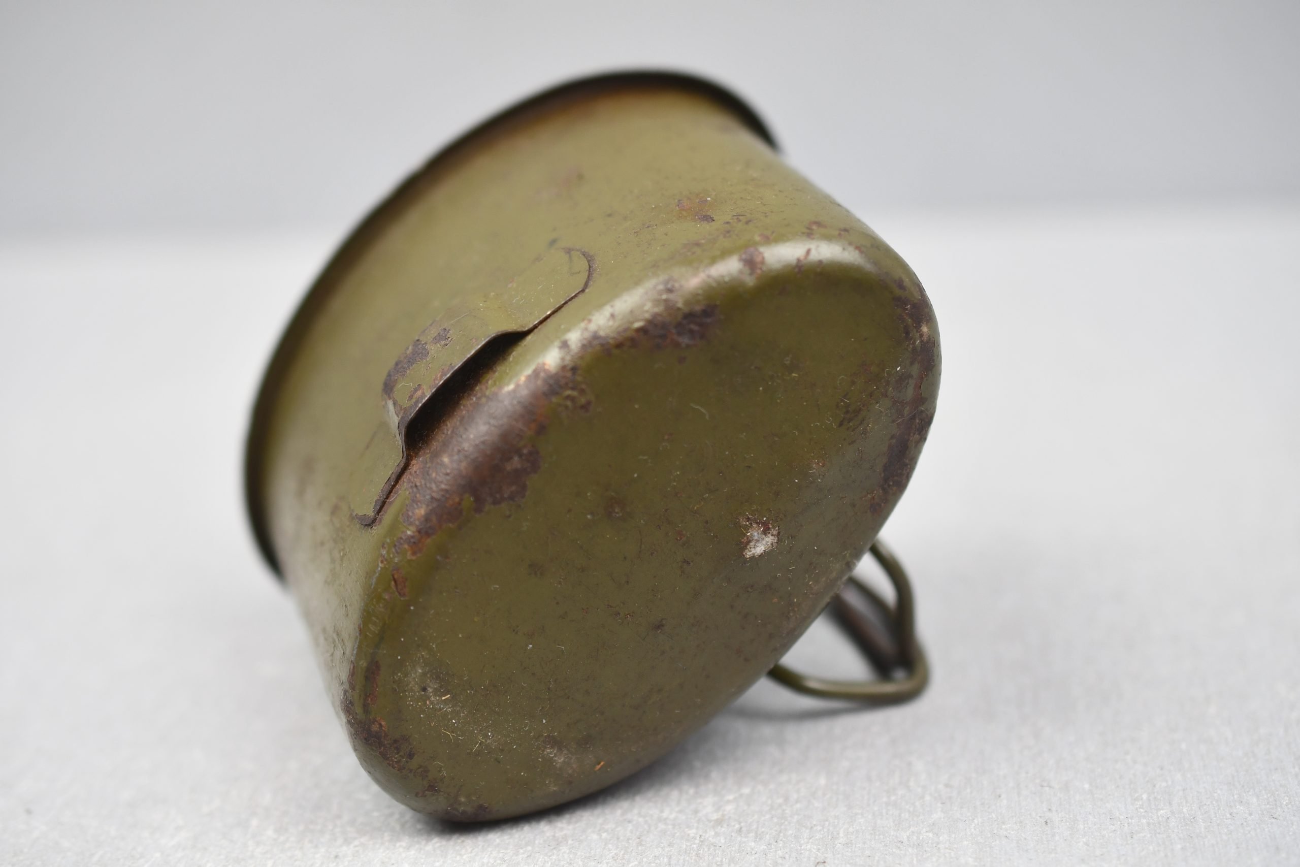 M31 Wehrmacht canteen cup in steel by MN42 — image 5