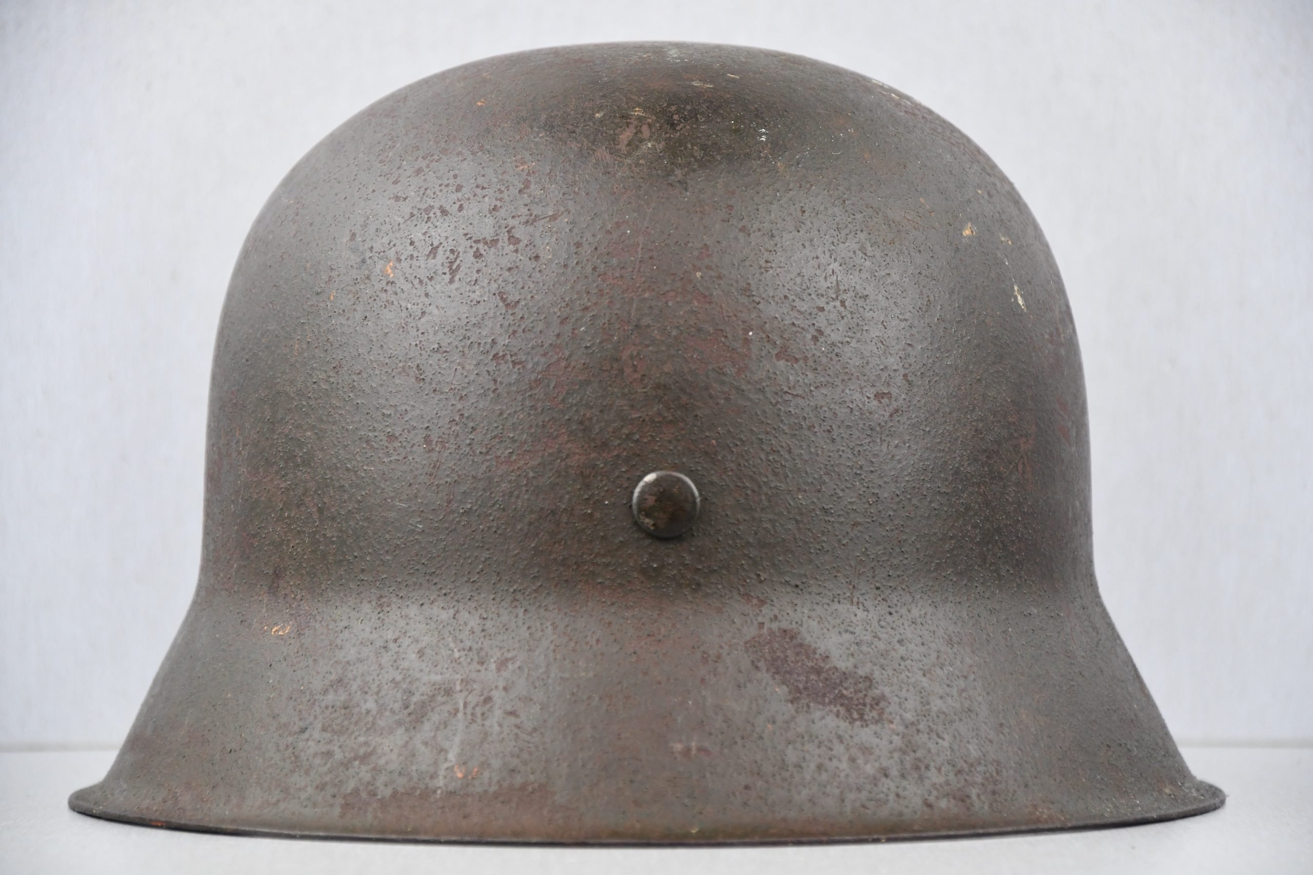 M42 army (Heer) single decal steel helmet hkp62 — image 4