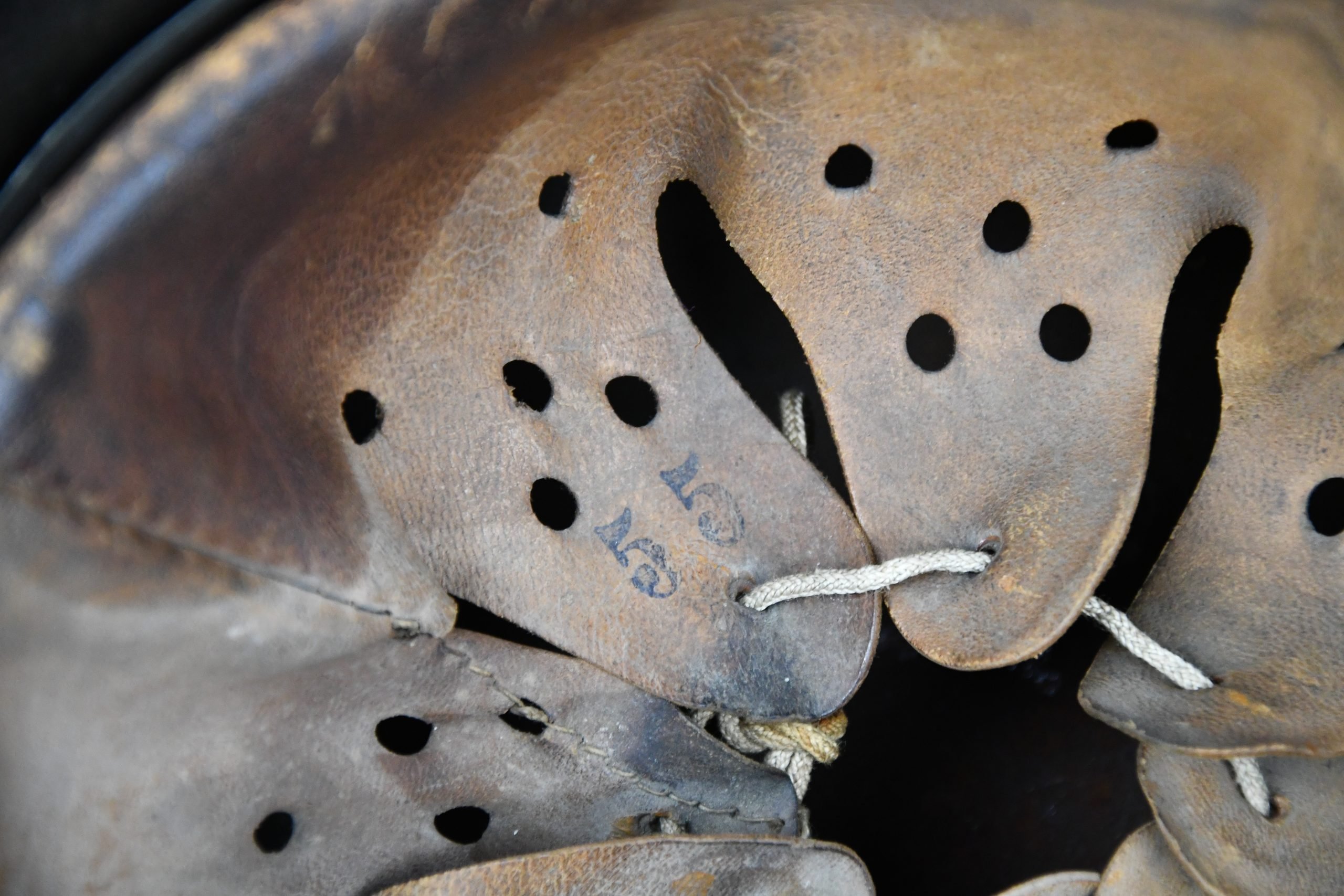 M42 army (Heer) single decal steel helmet hkp62 — image 7